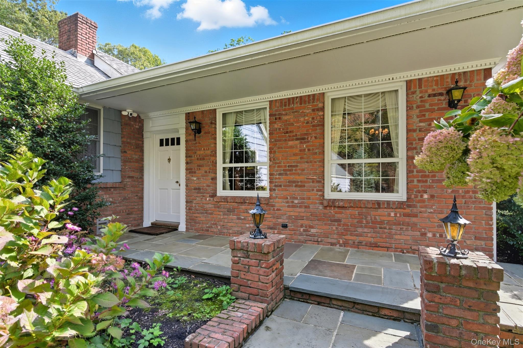 250 Manor Road, Huntington, NY 11743