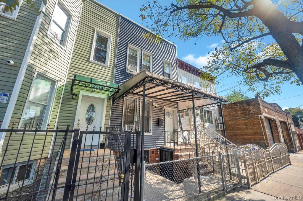 323 Barbey Street, Brooklyn, NY 11207