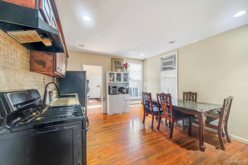 323 Barbey Street, Brooklyn, NY 11207