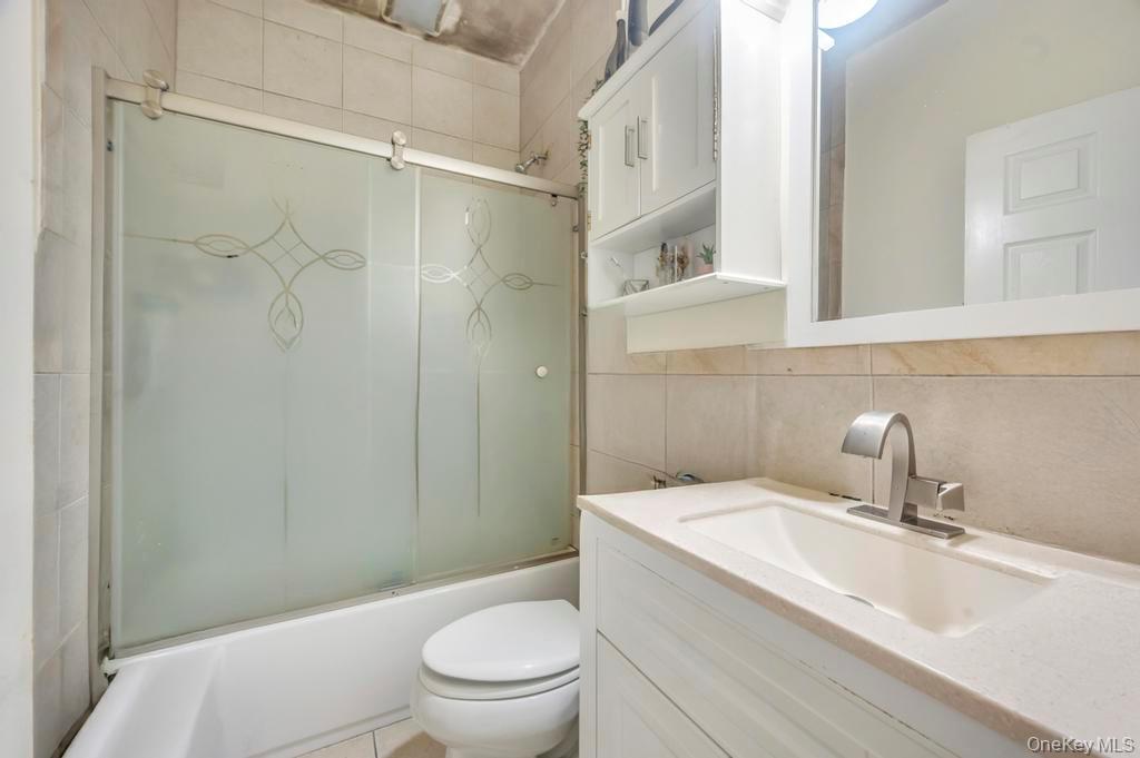 323 Barbey Street, Brooklyn, NY 11207