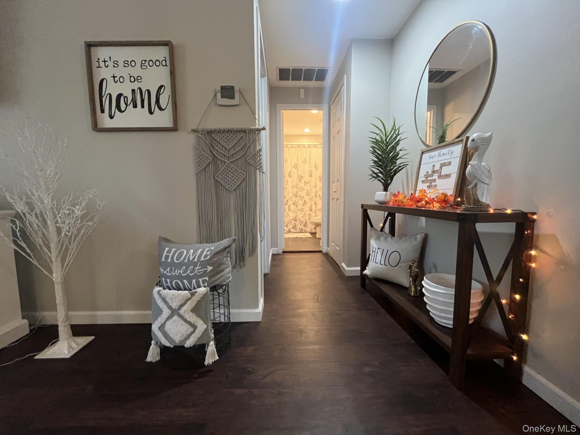 129 Golf Lane, Medford, NY 11763