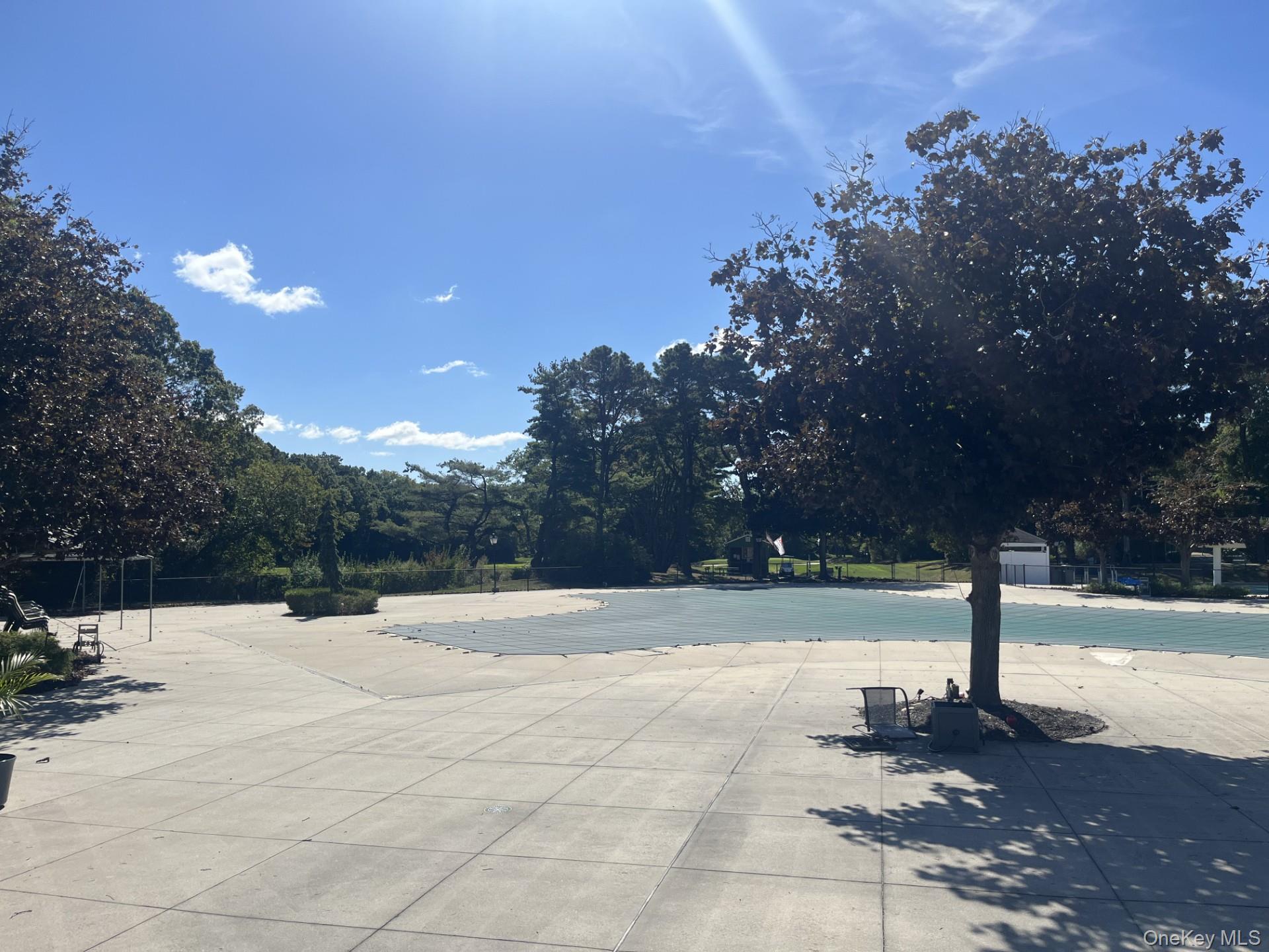 129 Golf Lane, Medford, NY 11763