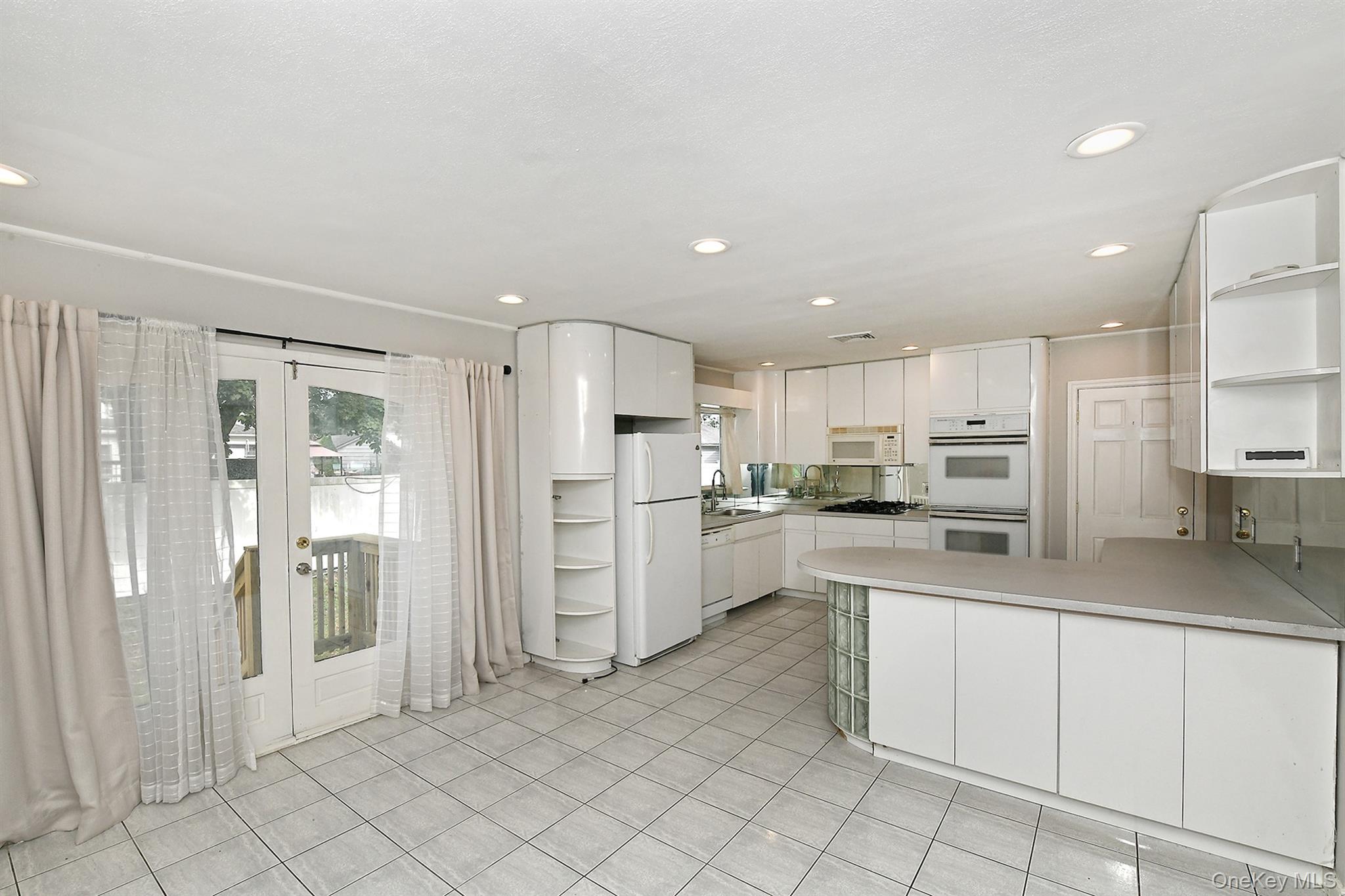 147 Brookside Drive, Valley Stream, NY 11581