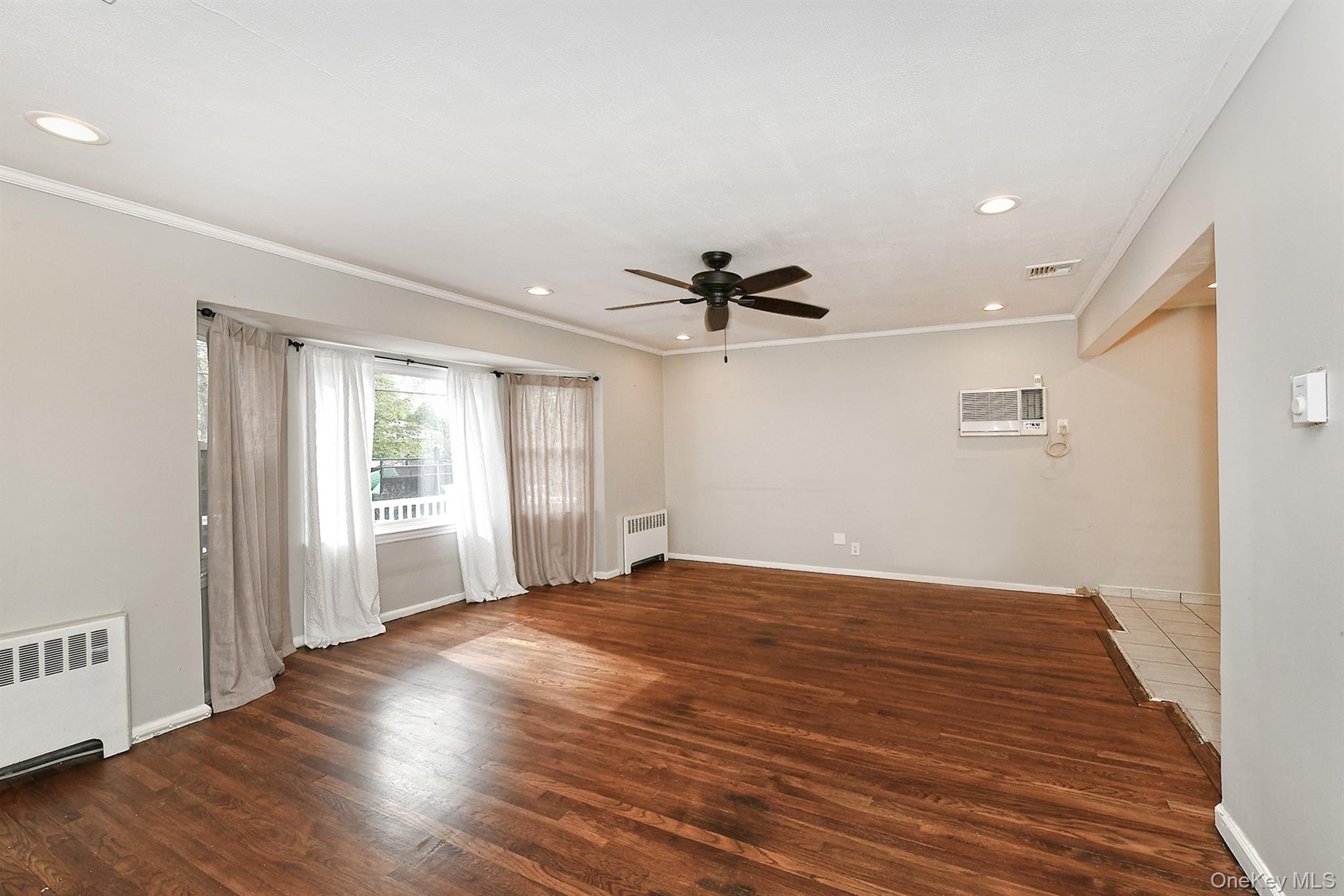 147 Brookside Drive, Valley Stream, NY 11581