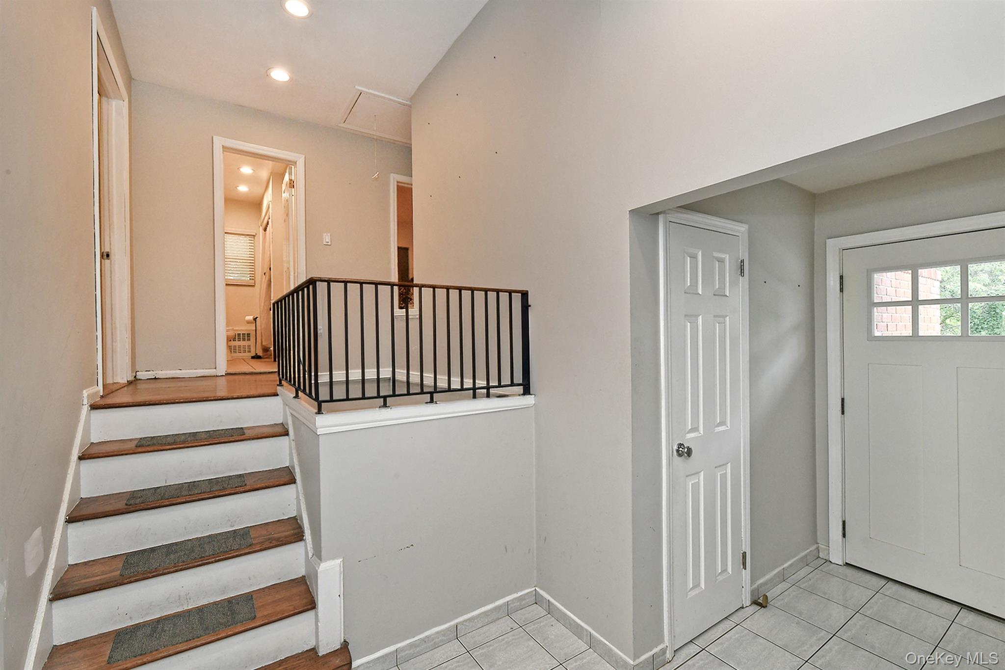 147 Brookside Drive, Valley Stream, NY 11581