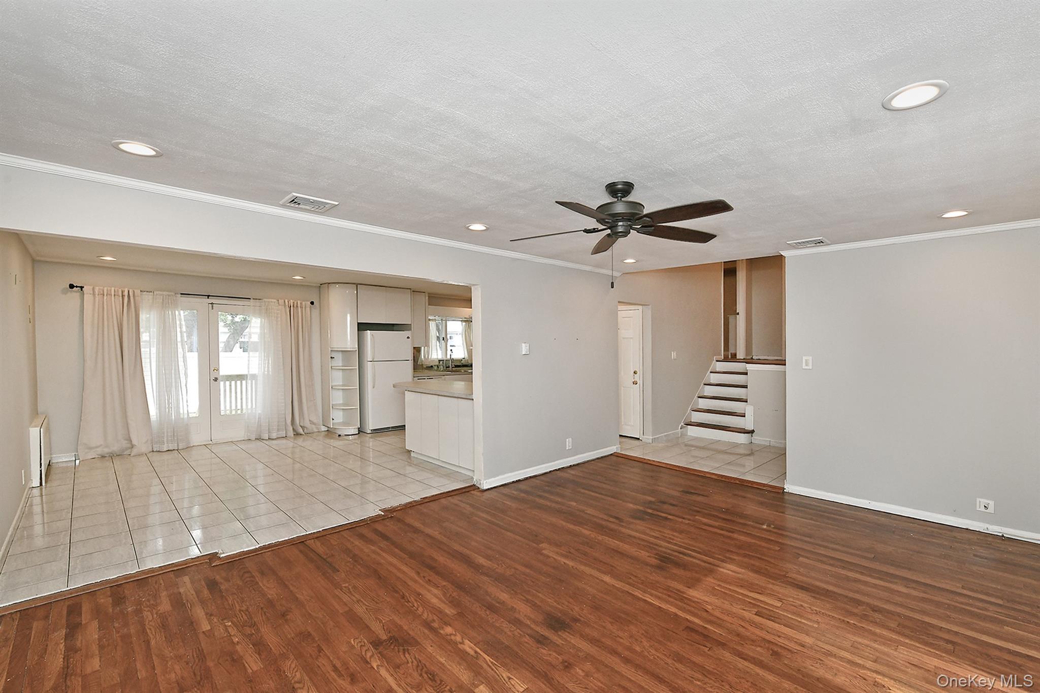 147 Brookside Drive, Valley Stream, NY 11581