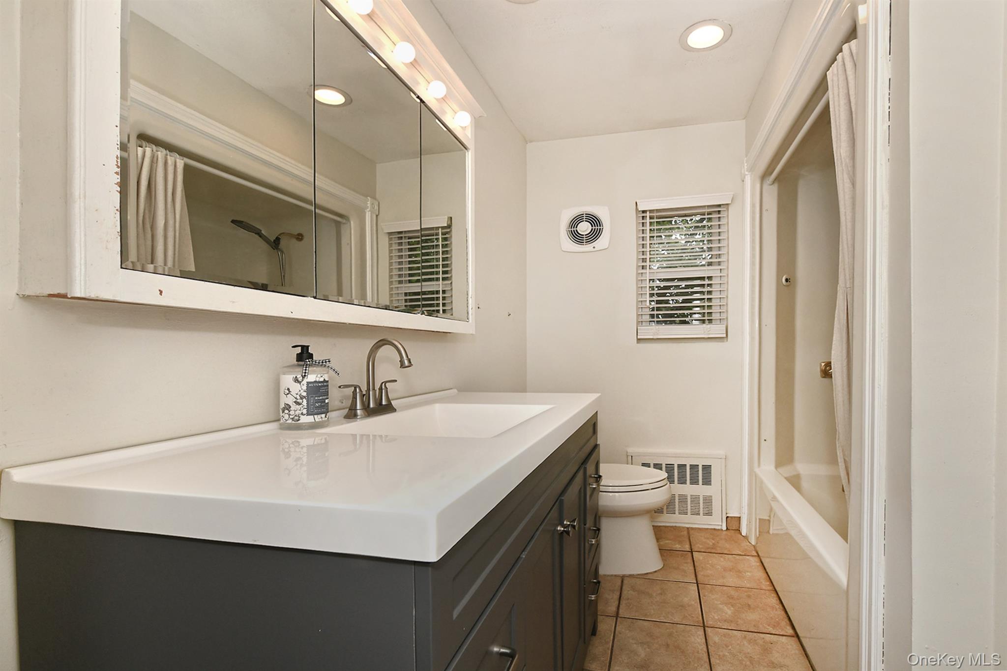 147 Brookside Drive, Valley Stream, NY 11581