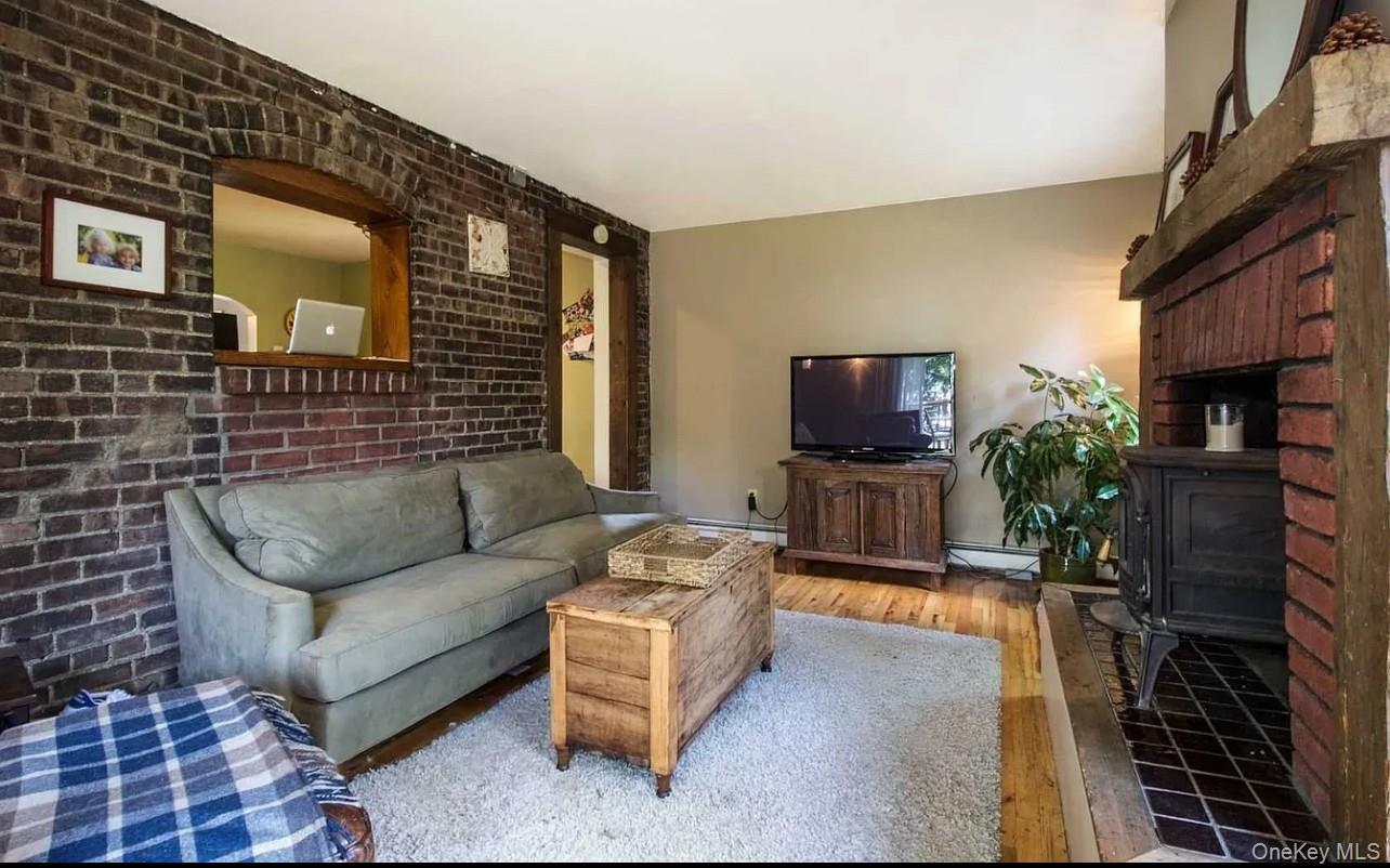 532 Washington Avenue, Beacon, NY 12508