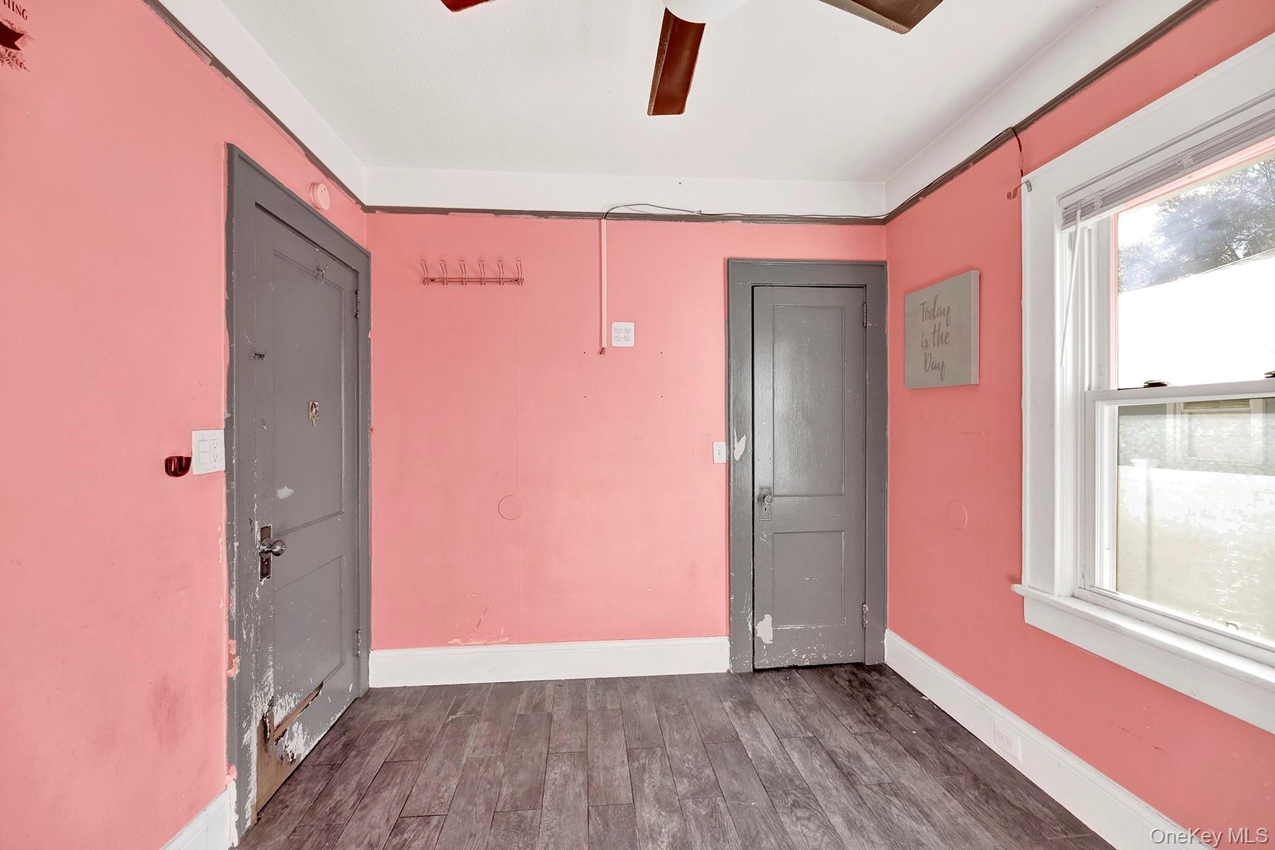 94 Woods Avenue, Roosevelt, NY 11575