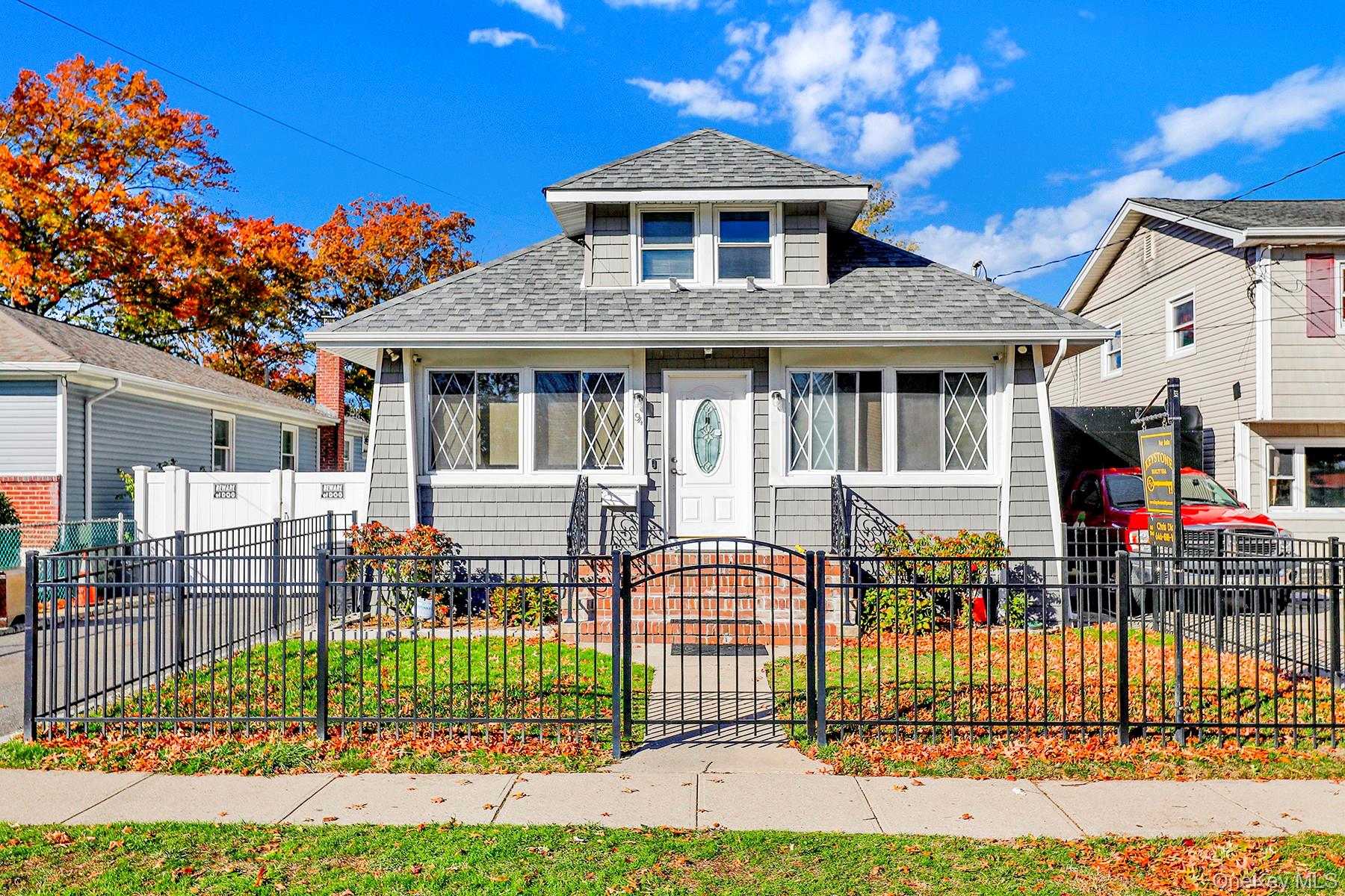 94 Woods Avenue, Roosevelt, NY 11575