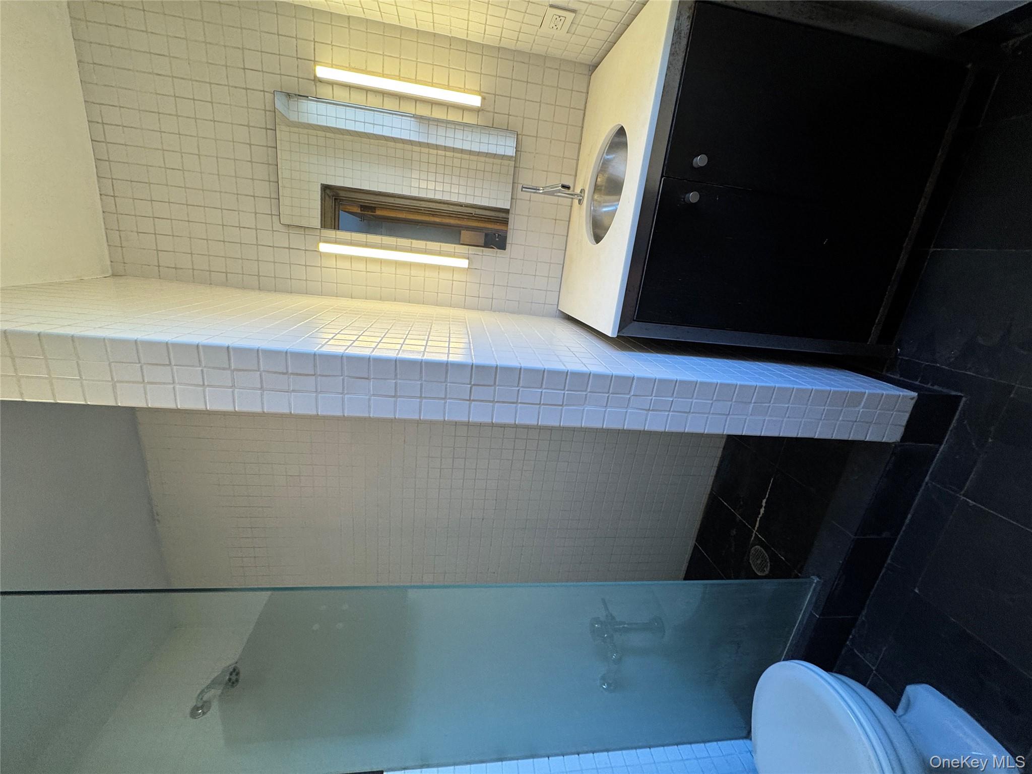 333 E 53rd Street # 5C, New York (Manhattan), NY 10022