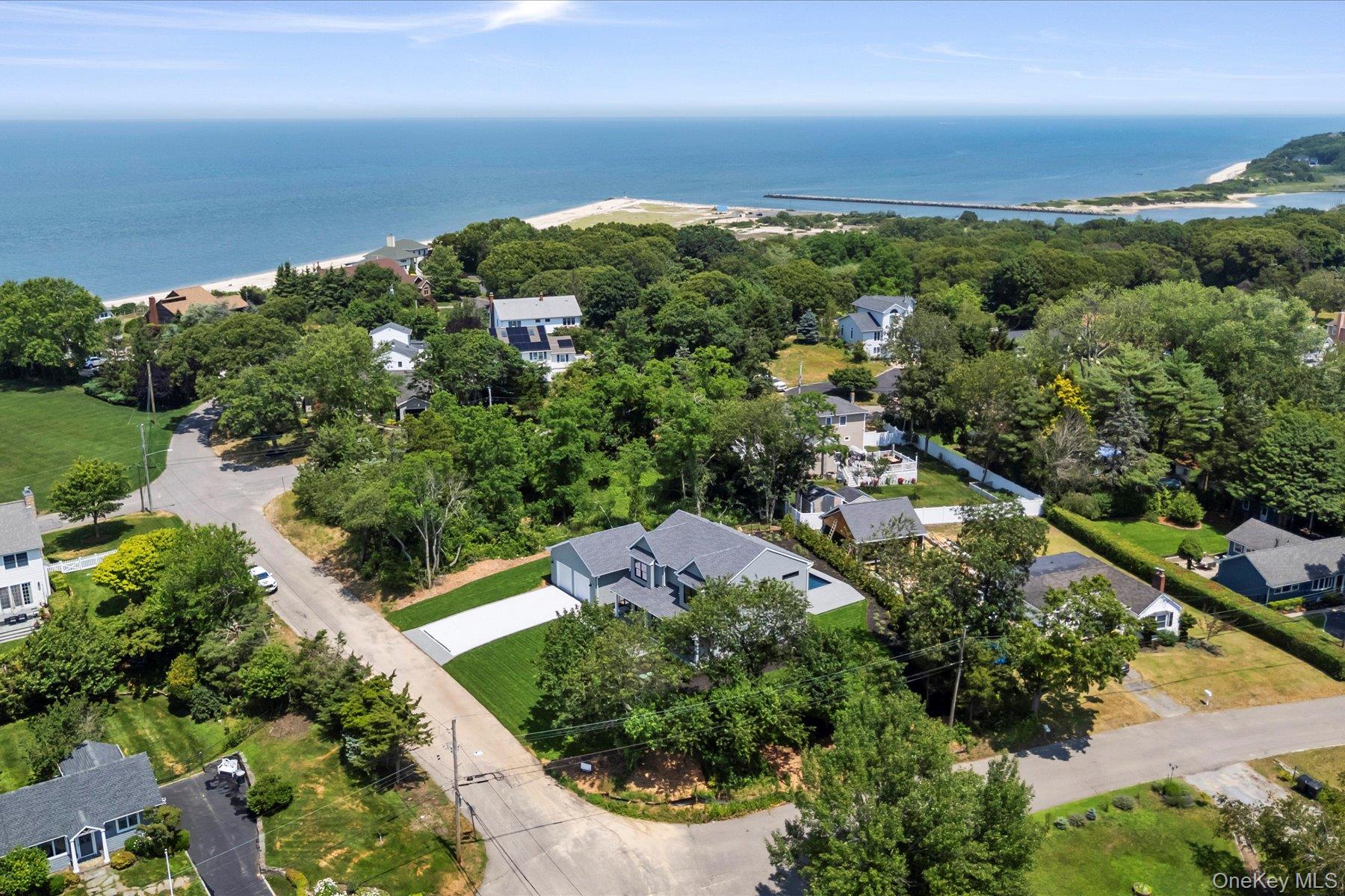 520 Zena Road, Mattituck, NY 11952