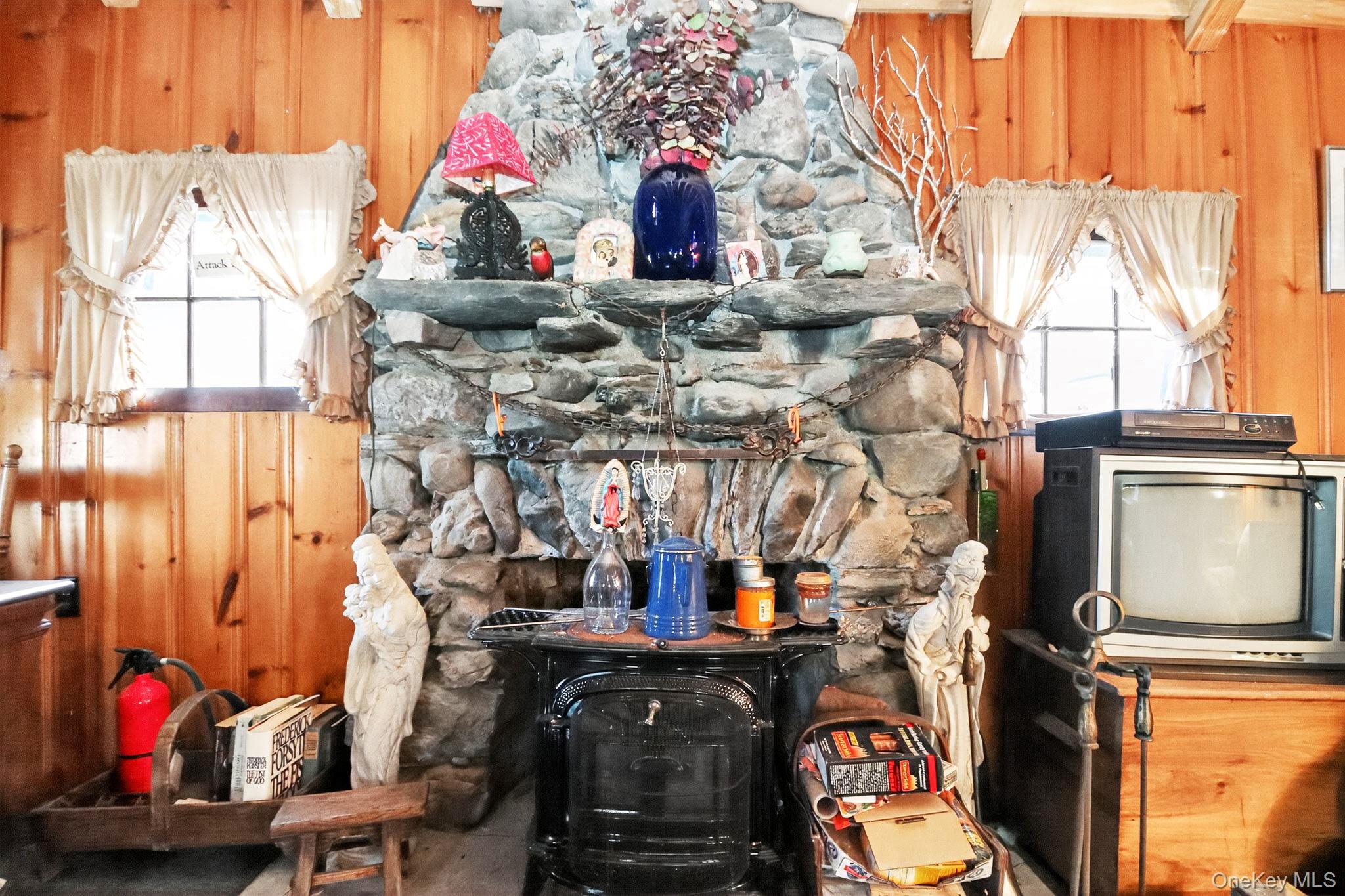 251 Overlook Drive, Hillsdale, NY 12529