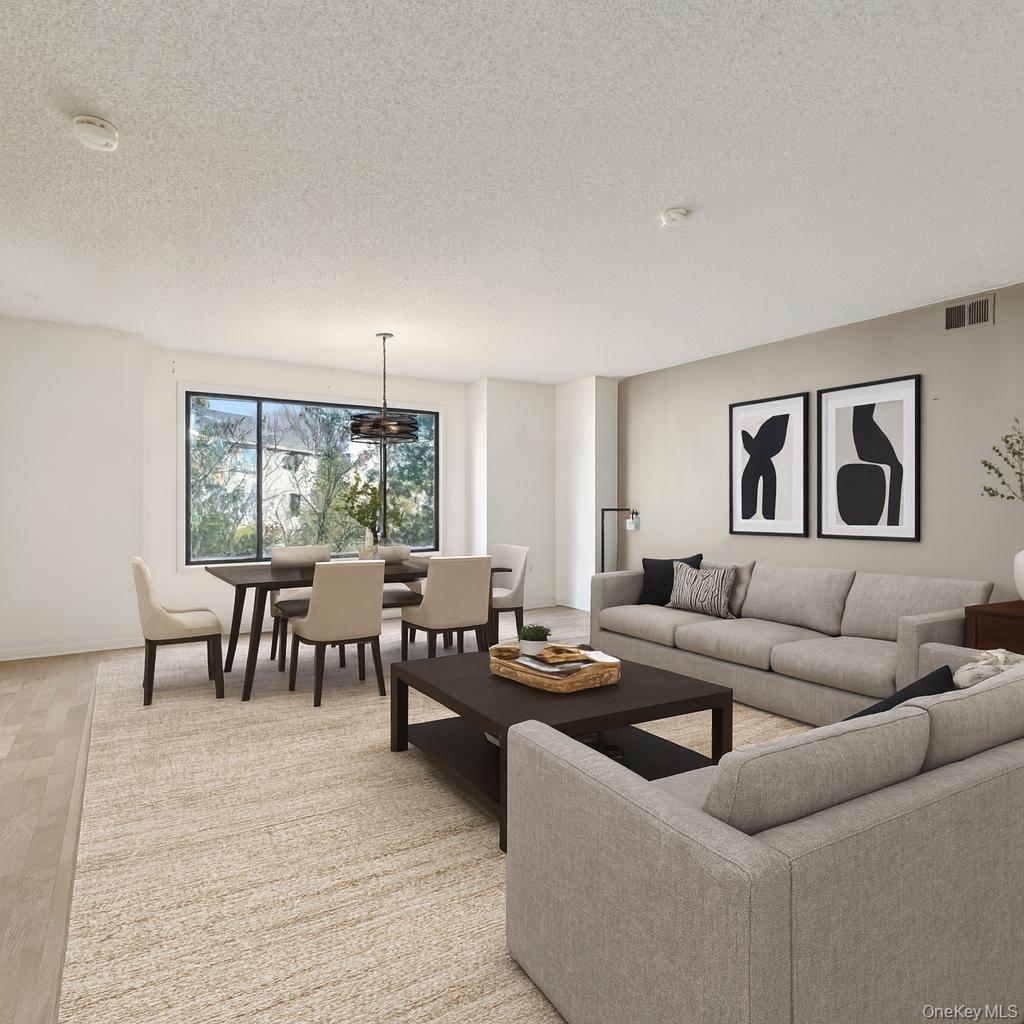 34 Chester Lane, Nanuet, NY 10954