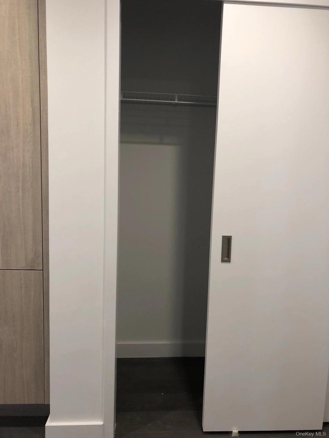 131-03 40th Road # 15L, Flushing, NY 11354