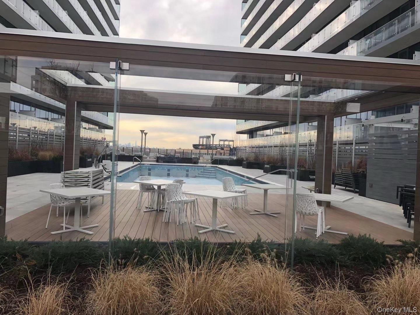 131-03 40th Road # 15L, Flushing, NY 11354