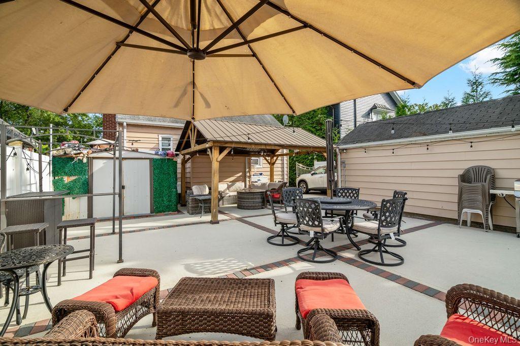 21 Jasper Street, Valley Stream, NY 11580