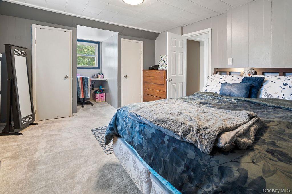 21 Jasper Street, Valley Stream, NY 11580