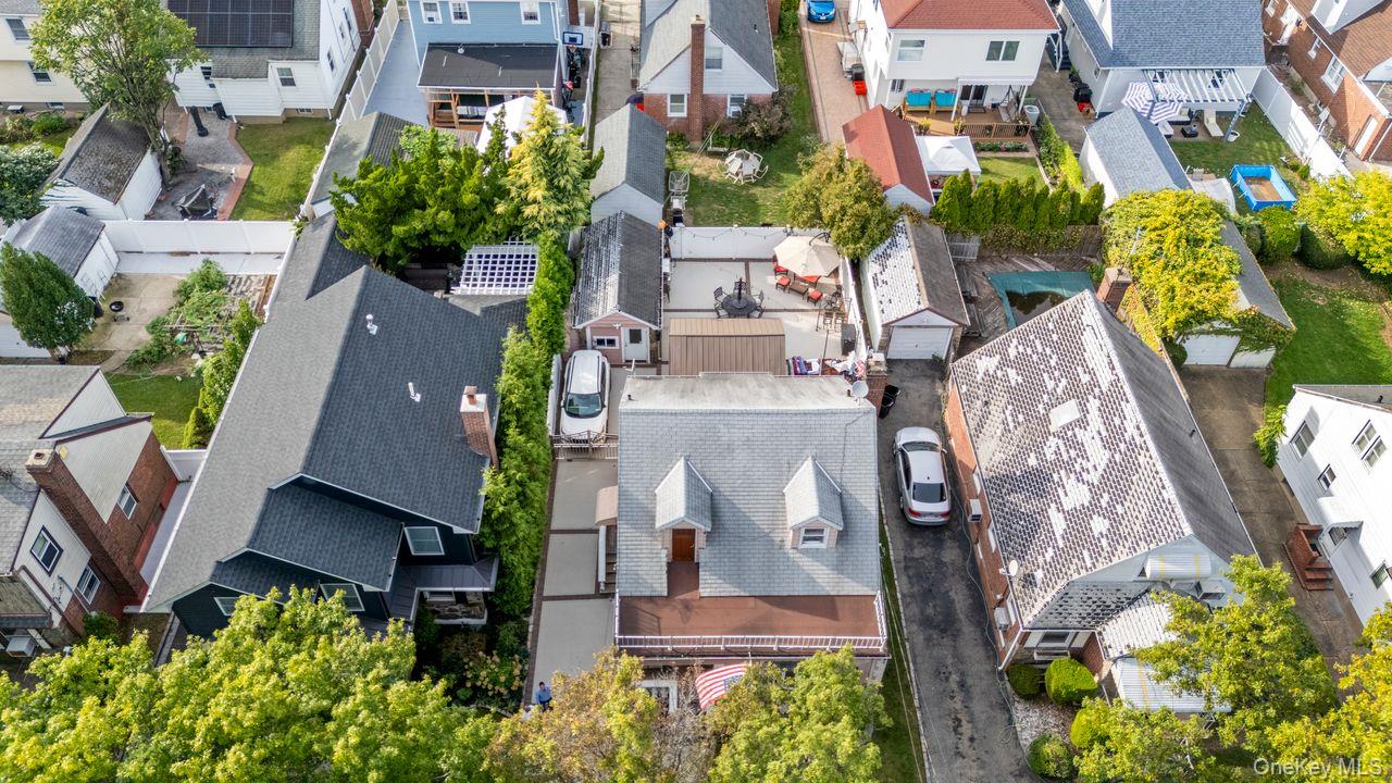 21 Jasper Street, Valley Stream, NY 11580