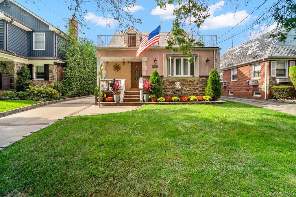 21 Jasper Street, North Valley Stream, NY 11580