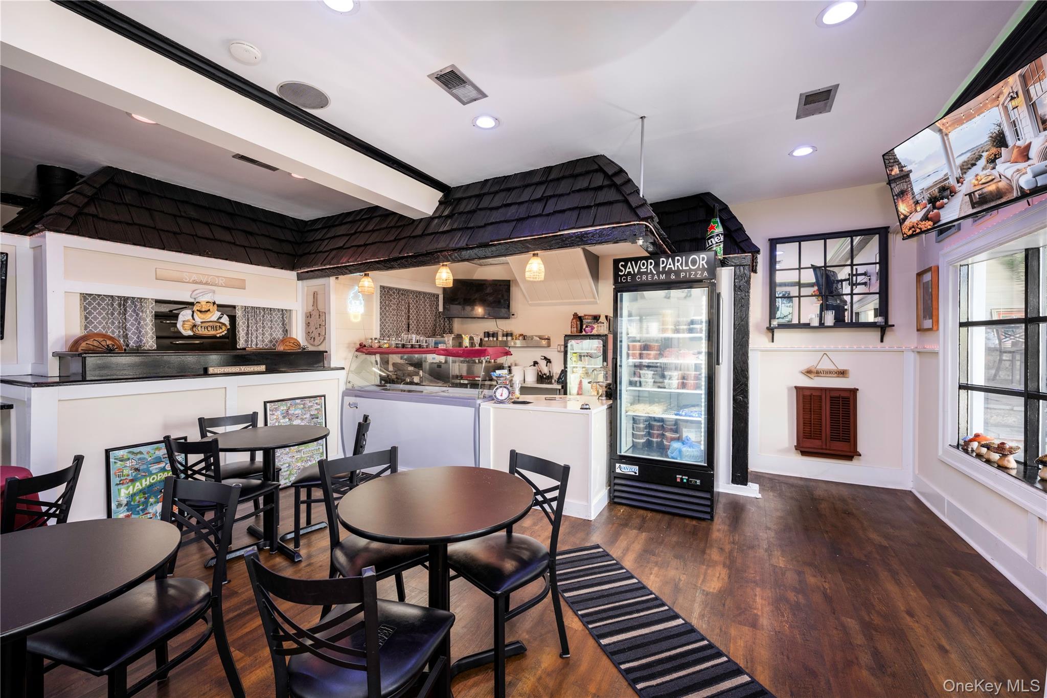 18 Clark Place, Mahopac, NY 10541