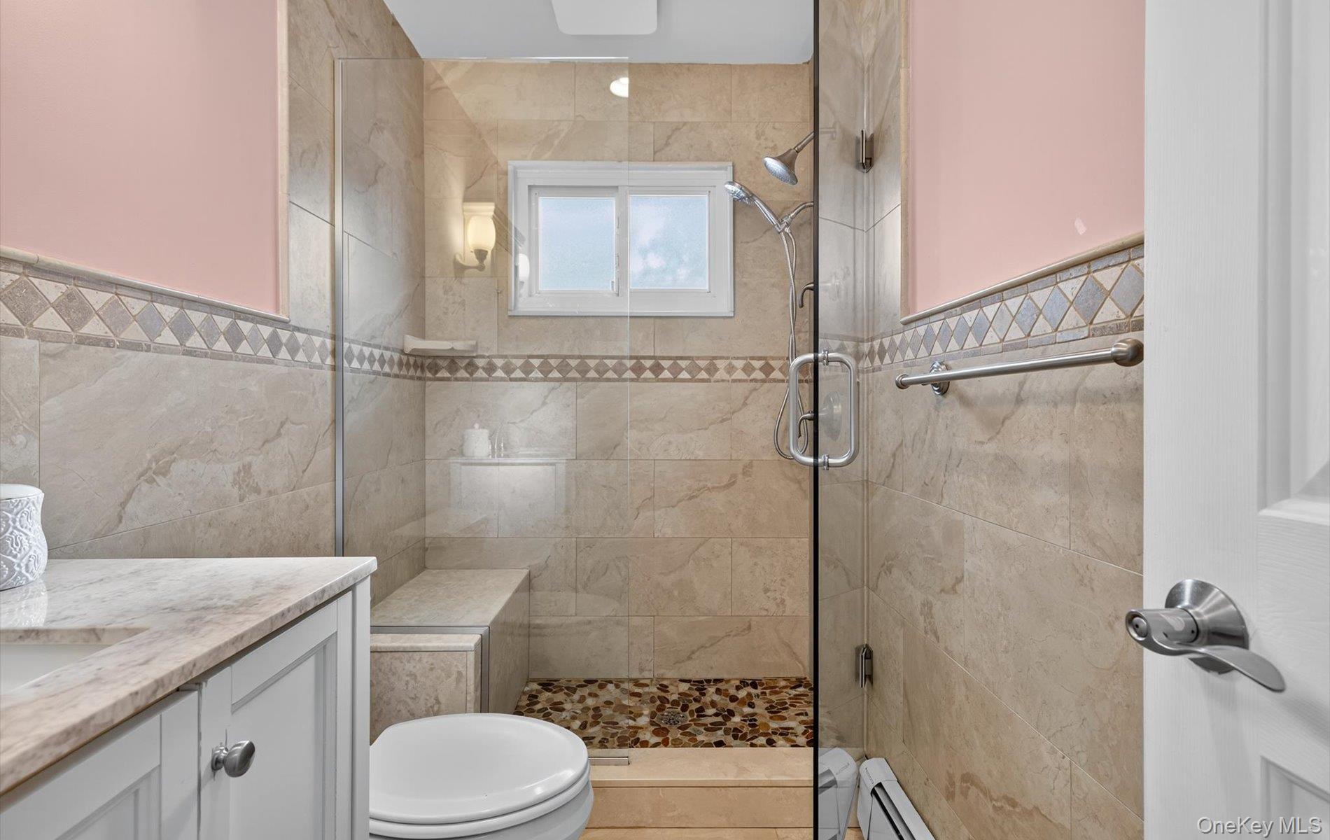 82 Middlesex Avenue, Oakdale, NY 11769