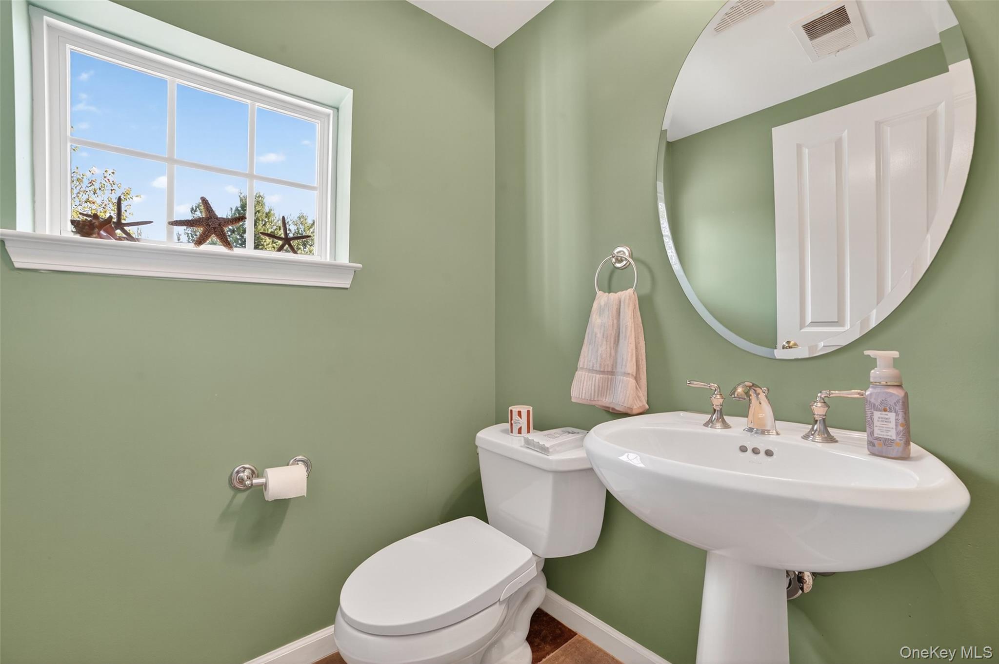 527 Viewpoint Terrace, Peekskill, NY 10566