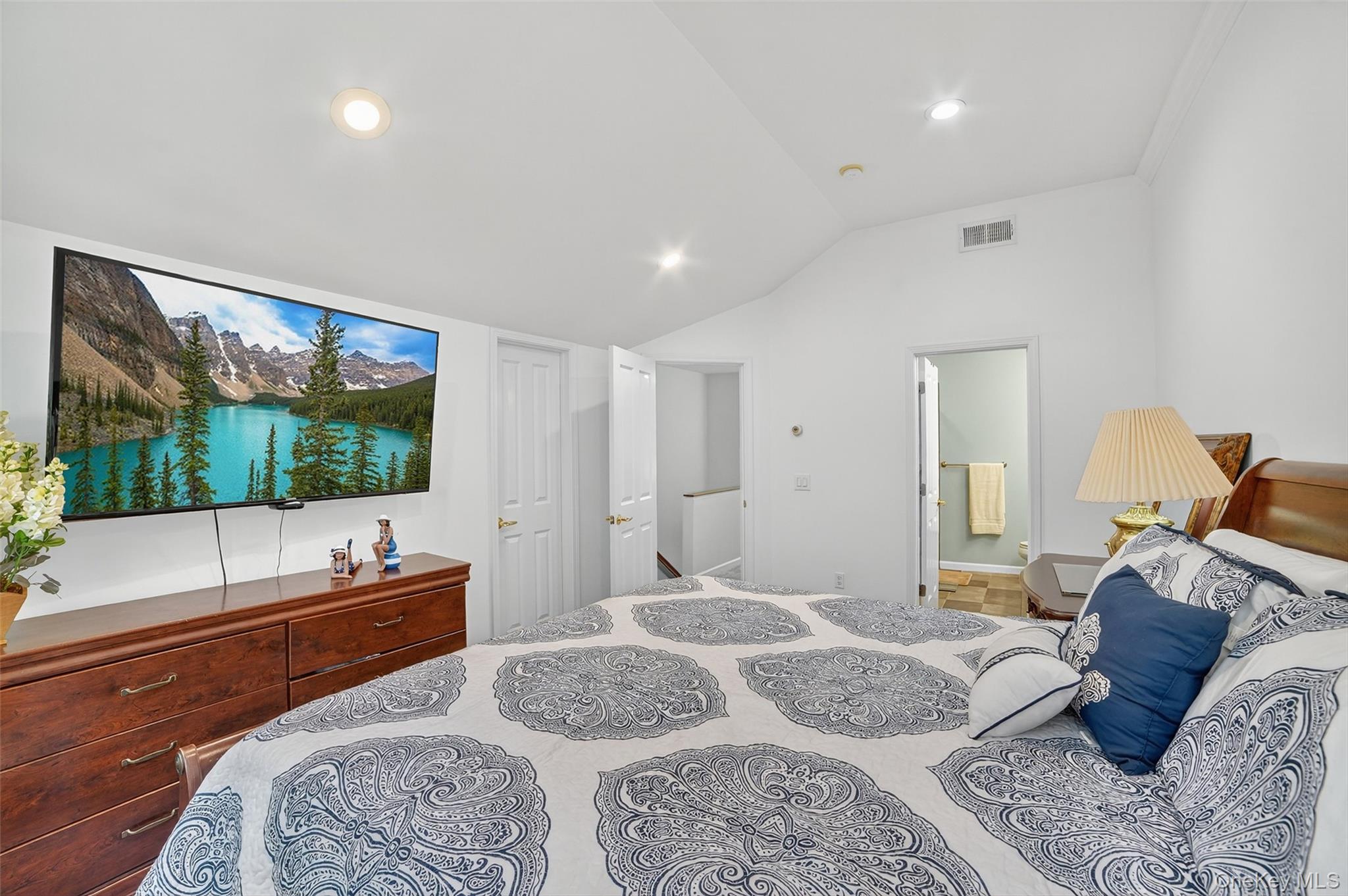 527 Viewpoint Terrace, Peekskill, NY 10566