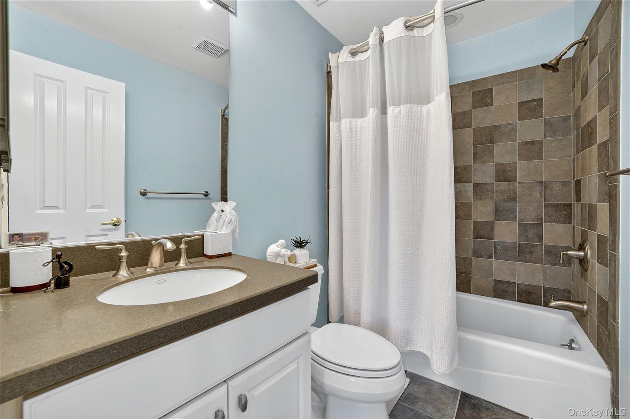 527 Viewpoint Terrace, Peekskill, NY 10566