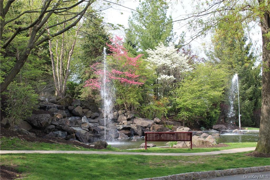 527 Viewpoint Terrace, Peekskill, NY 10566