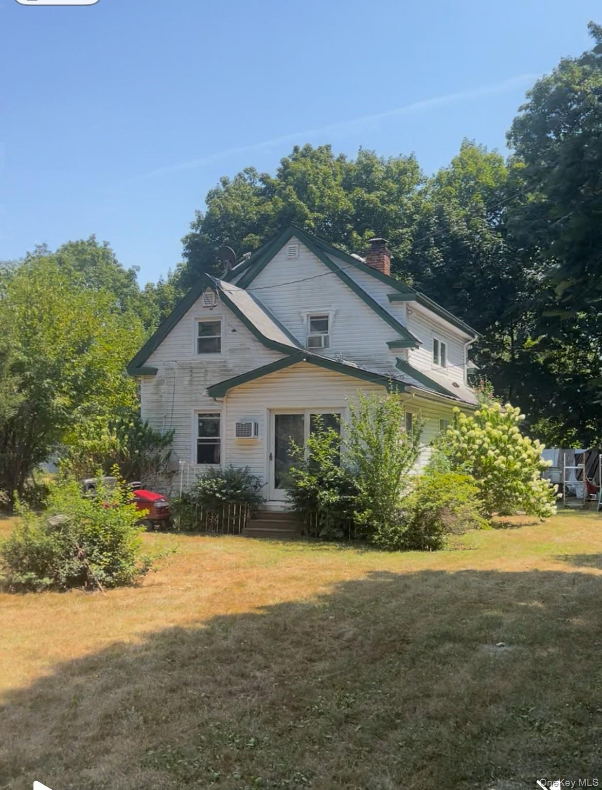 830 Jericho Turnpike, Westbury, NY 11590