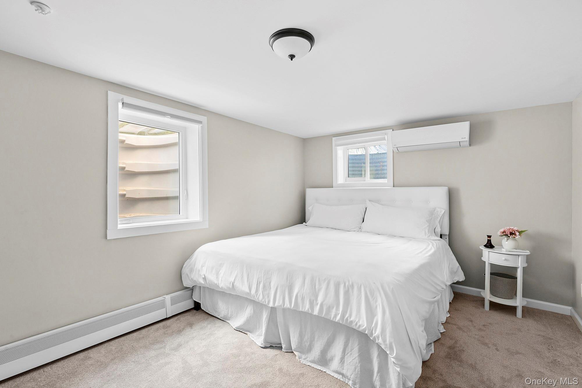 82 Lakeview Avenue, Rockville Centre, NY 11570