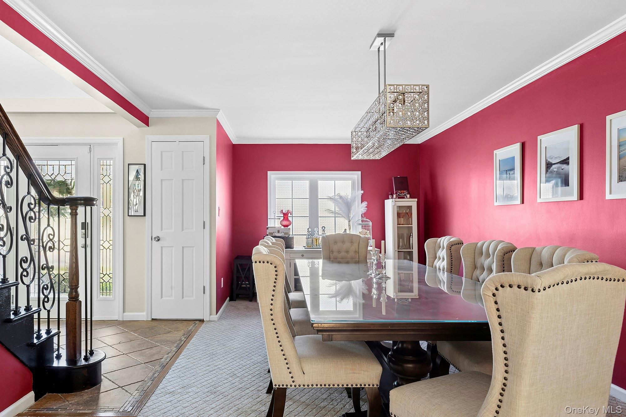 82 Lakeview Avenue, Rockville Centre, NY 11570