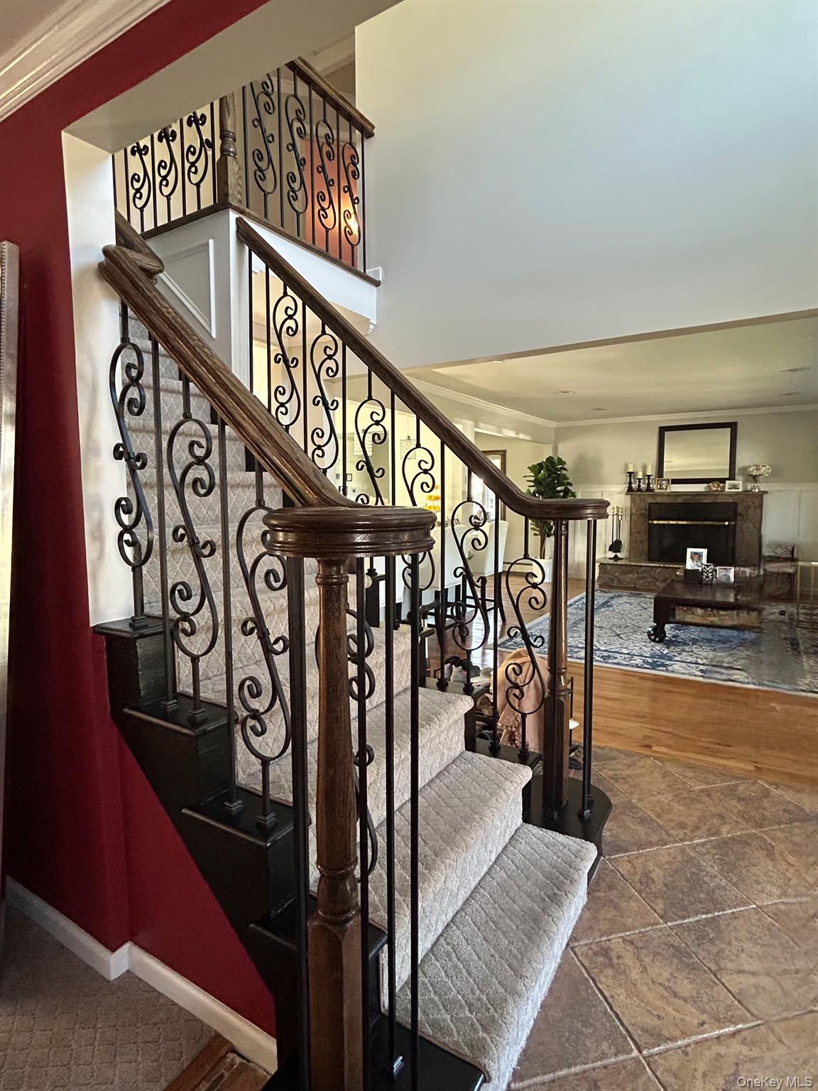 82 Lakeview Avenue, Rockville Centre, NY 11570