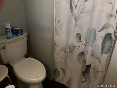 Old Country Old Country Road # 44, Riverhead, NY 11901