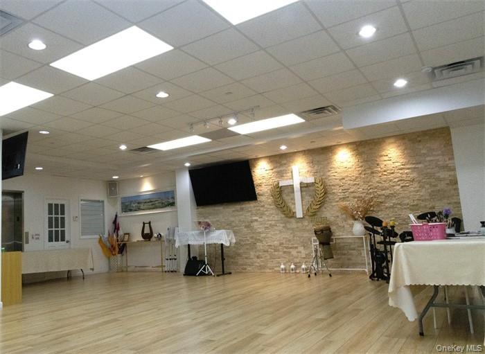 143-26 41st Avenue # 2 FL, Flushing, NY 11355