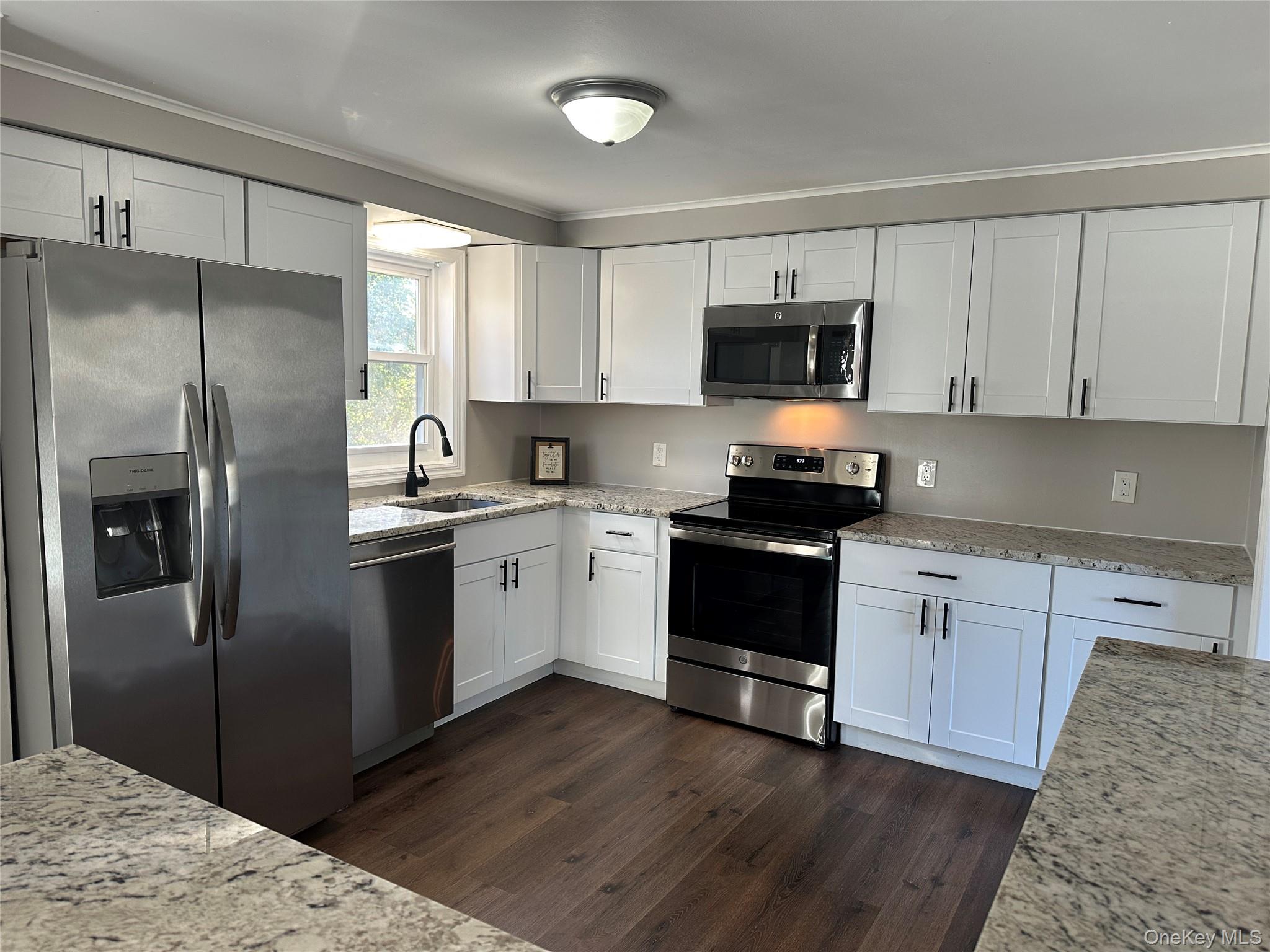 375 Lake Shore Drive, Mahopac, NY 10541