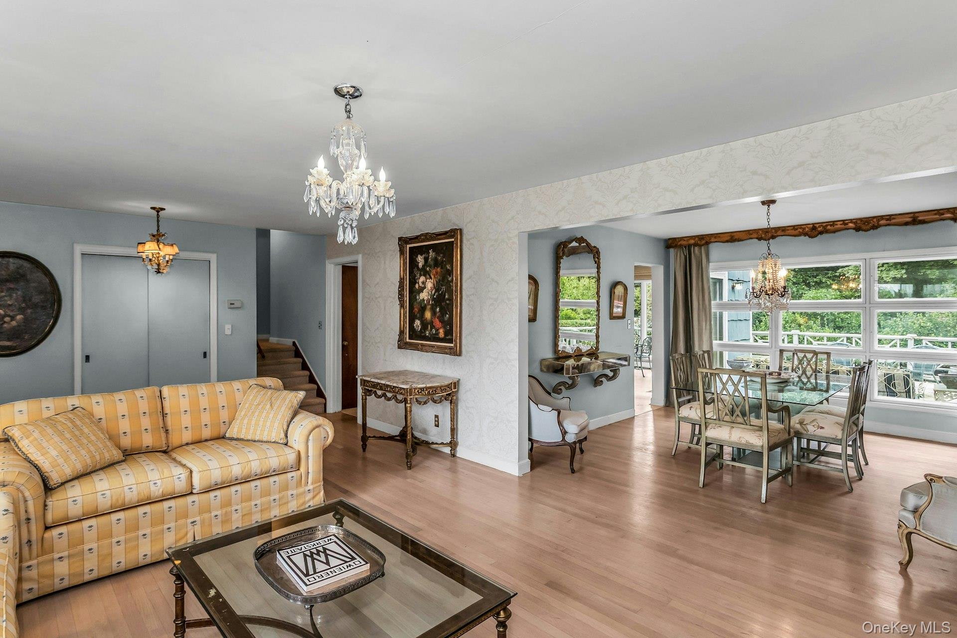 17 Church Street, Locust Valley, NY 11560