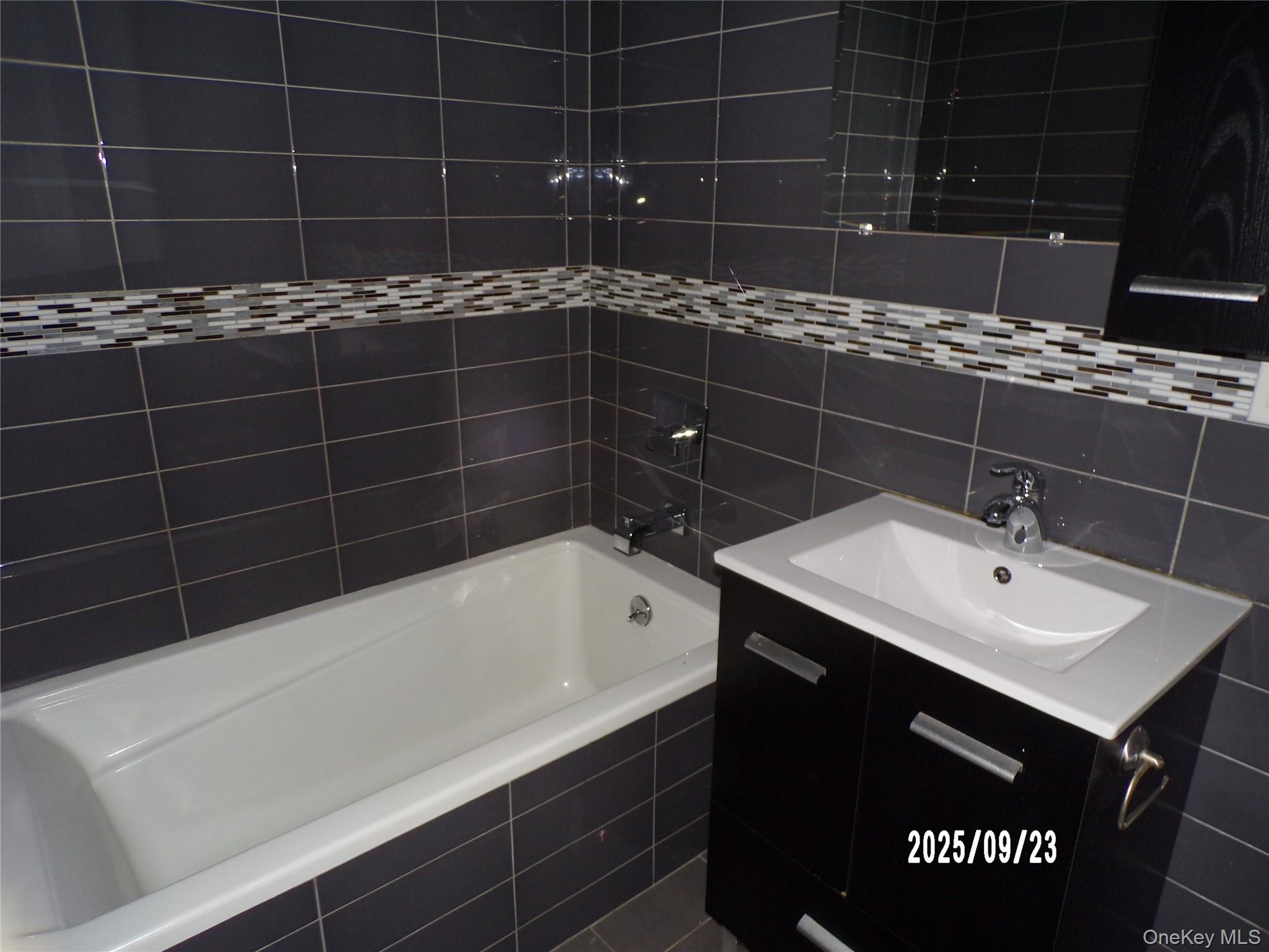 15 Humboldt Street, Brooklyn, NY 11206