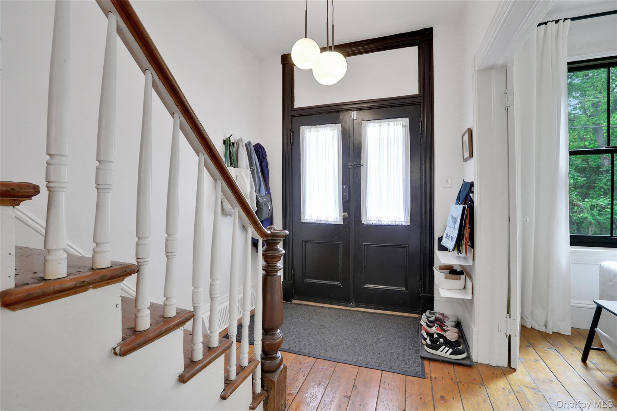 1015 Creek Locks Road, Rosendale, NY 12472