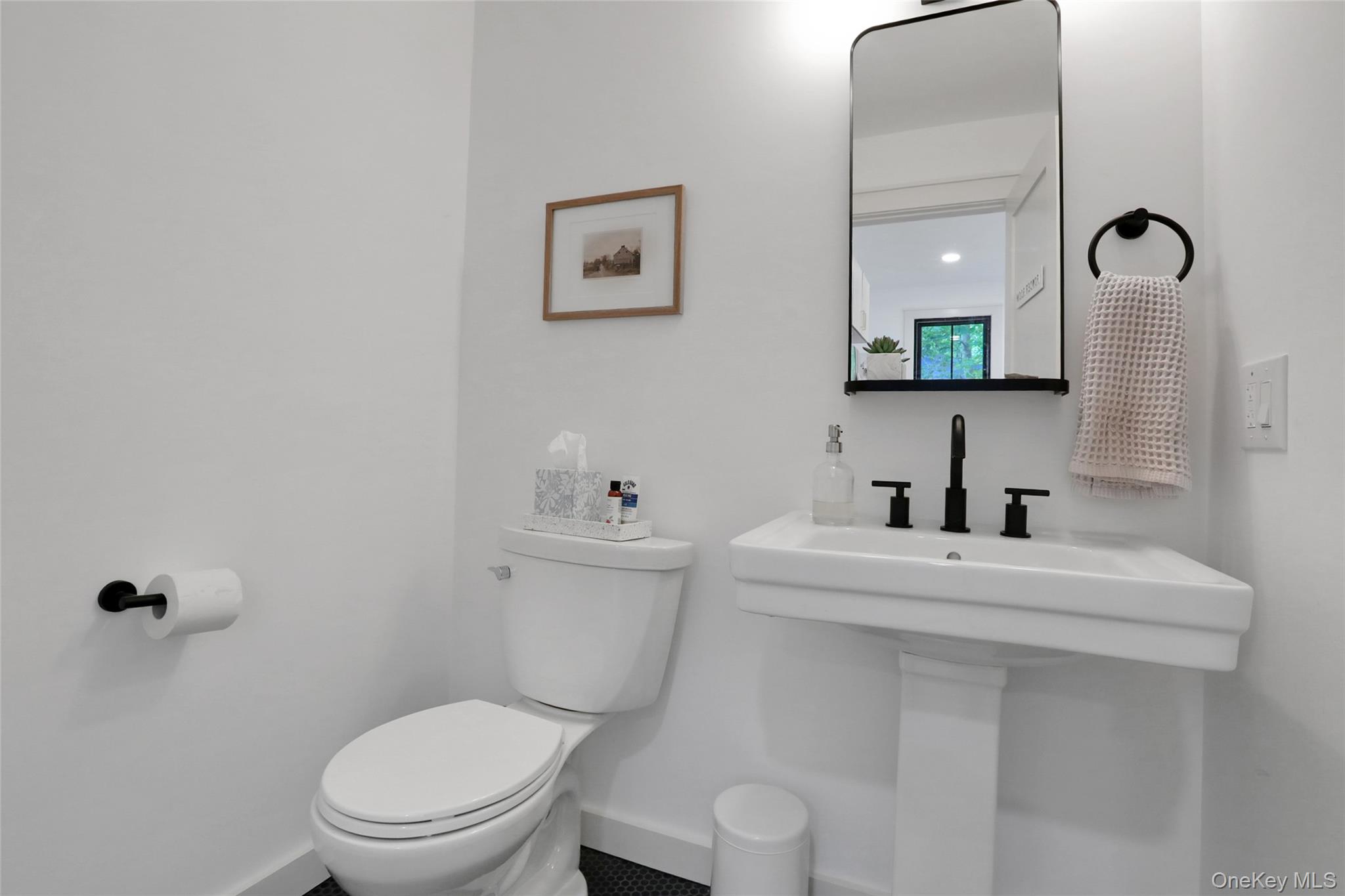 1015 Creek Locks Road, Rosendale, NY 12472