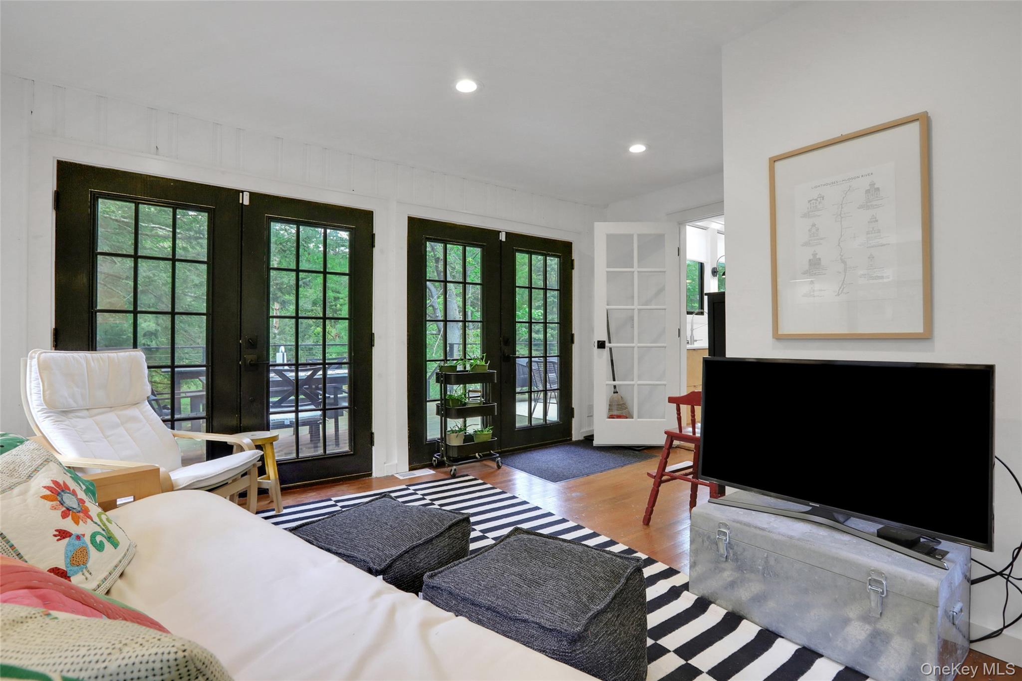 1015 Creek Locks Road, Rosendale, NY 12472