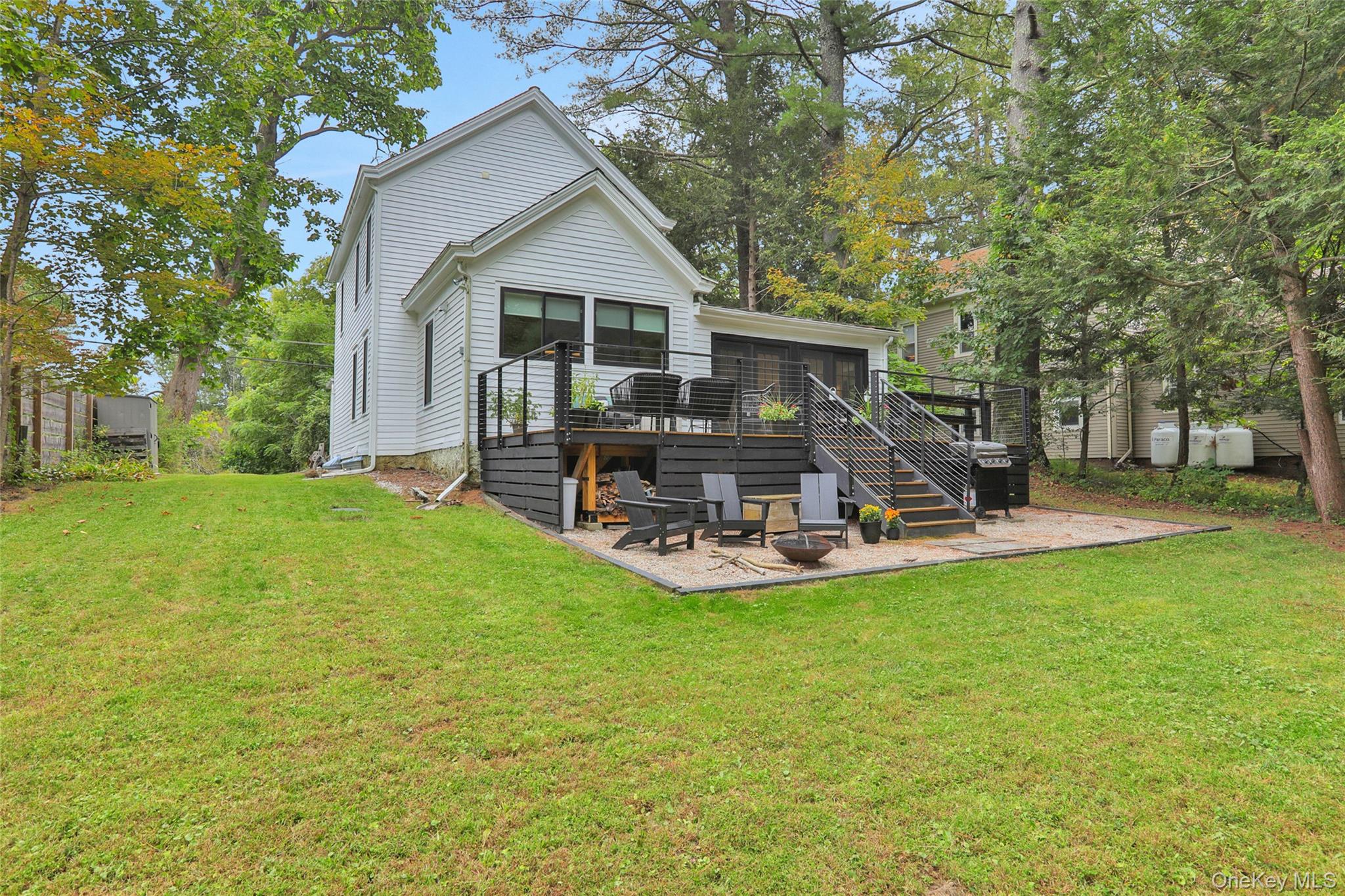 1015 Creek Locks Road, Rosendale, NY 12472