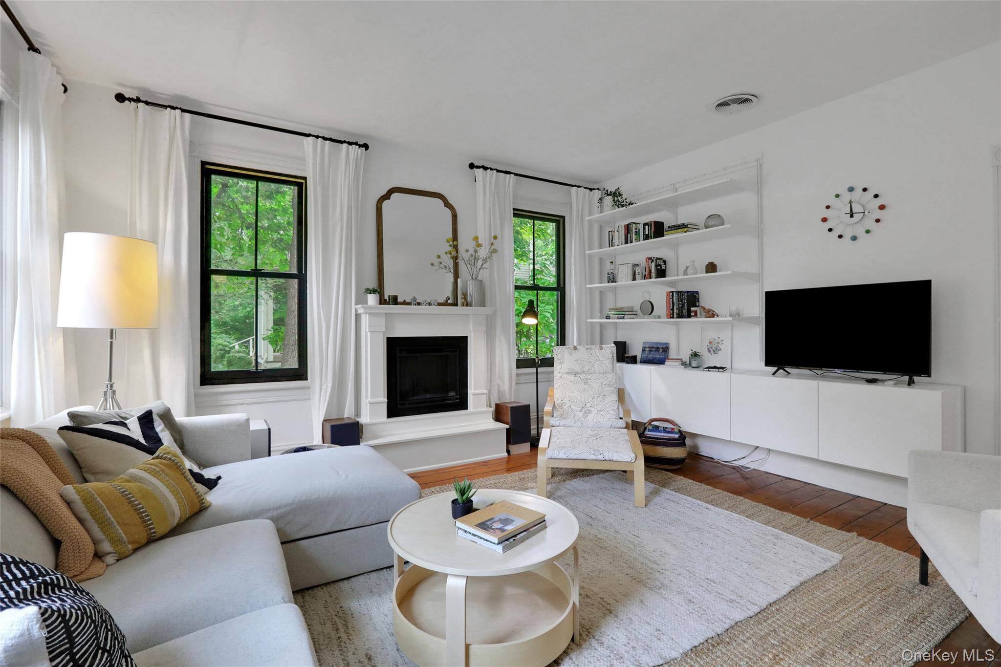 1015 Creek Locks Road, Rosendale, NY 12472