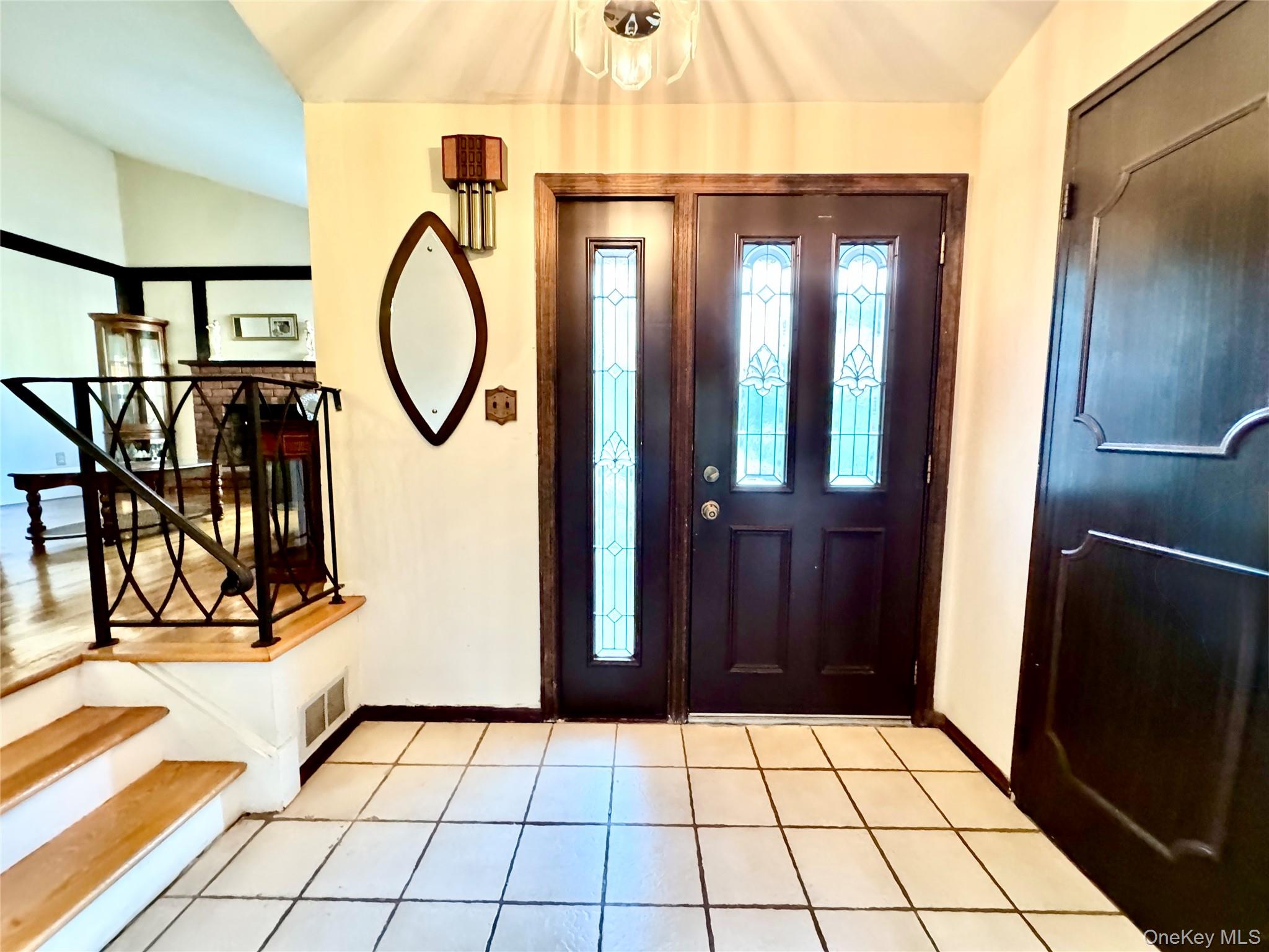 21 Fuller Street, Dix Hills, NY 11746