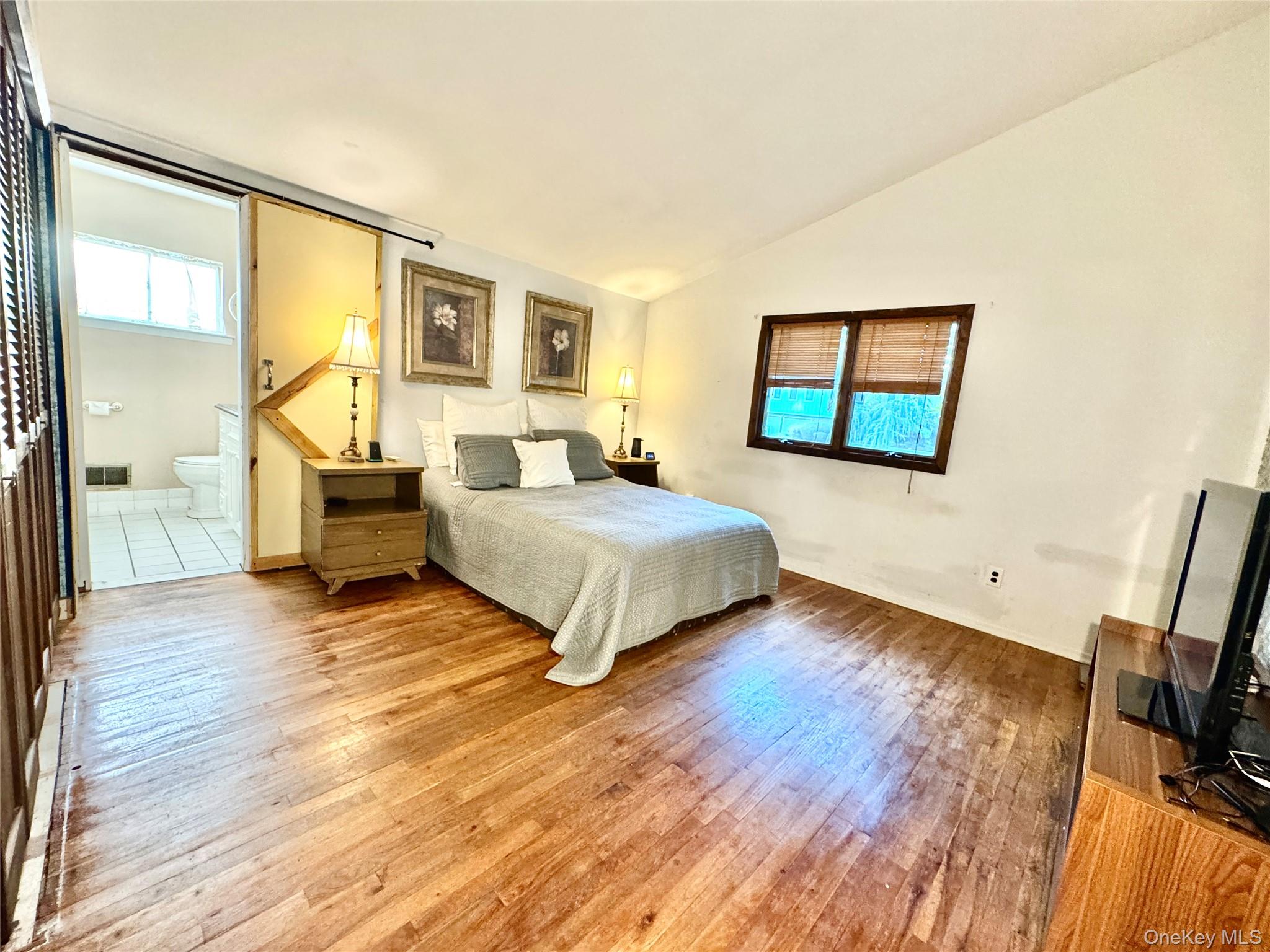 21 Fuller Street, Dix Hills, NY 11746