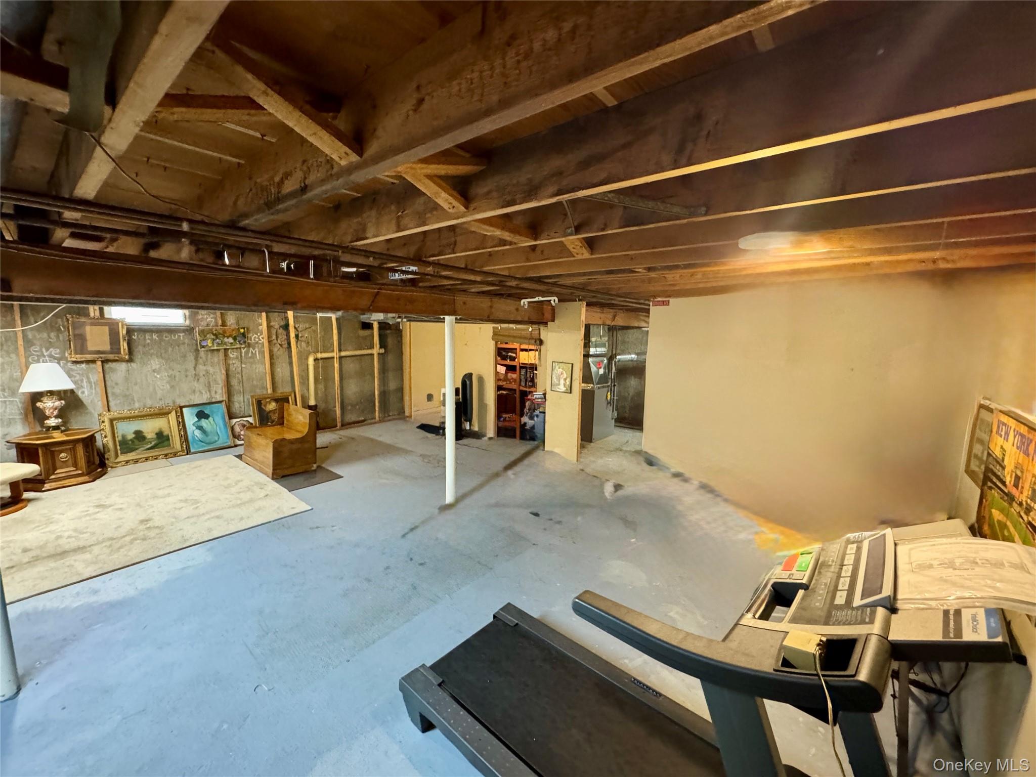 21 Fuller Street, Dix Hills, NY 11746