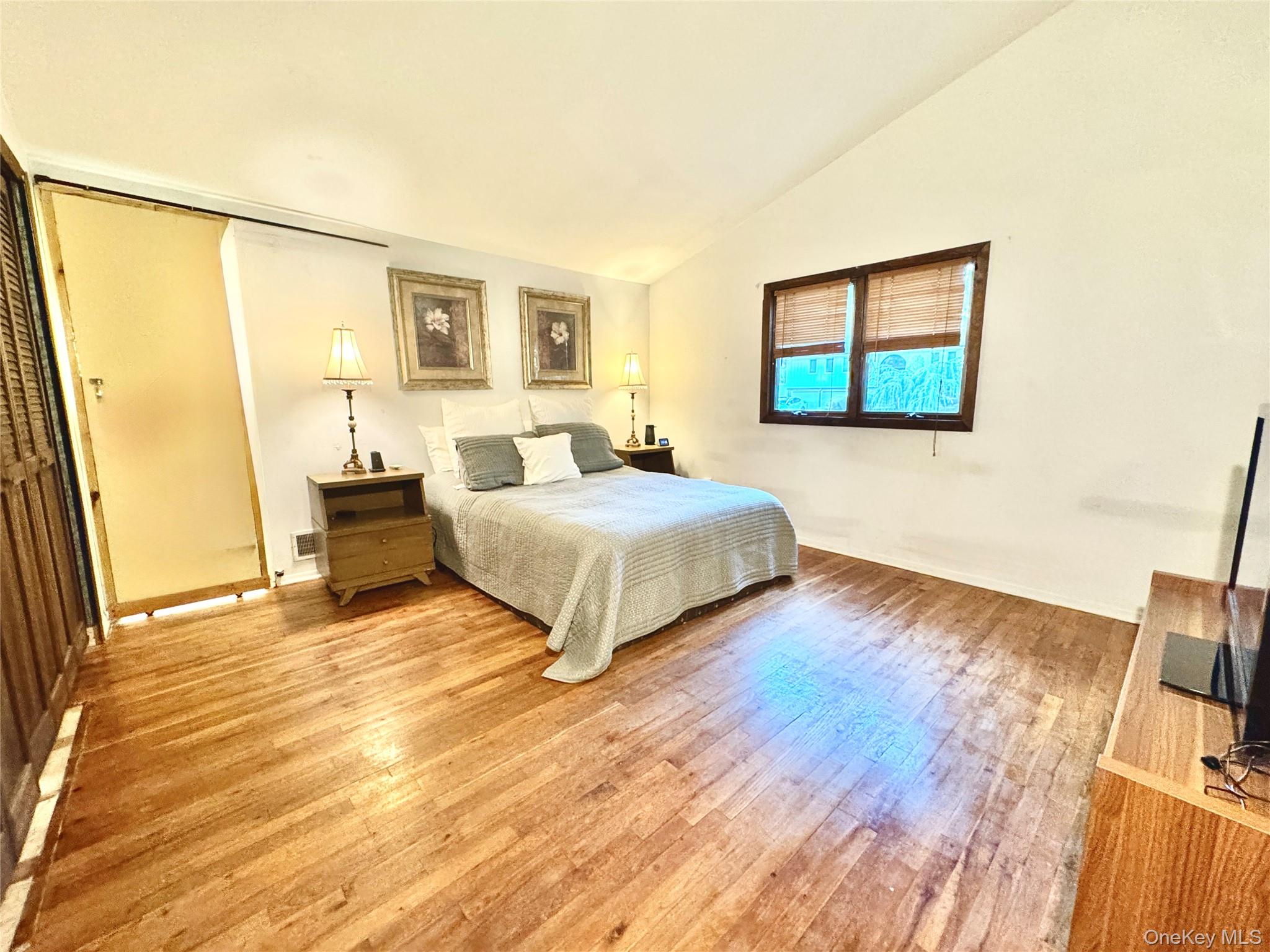 21 Fuller Street, Dix Hills, NY 11746