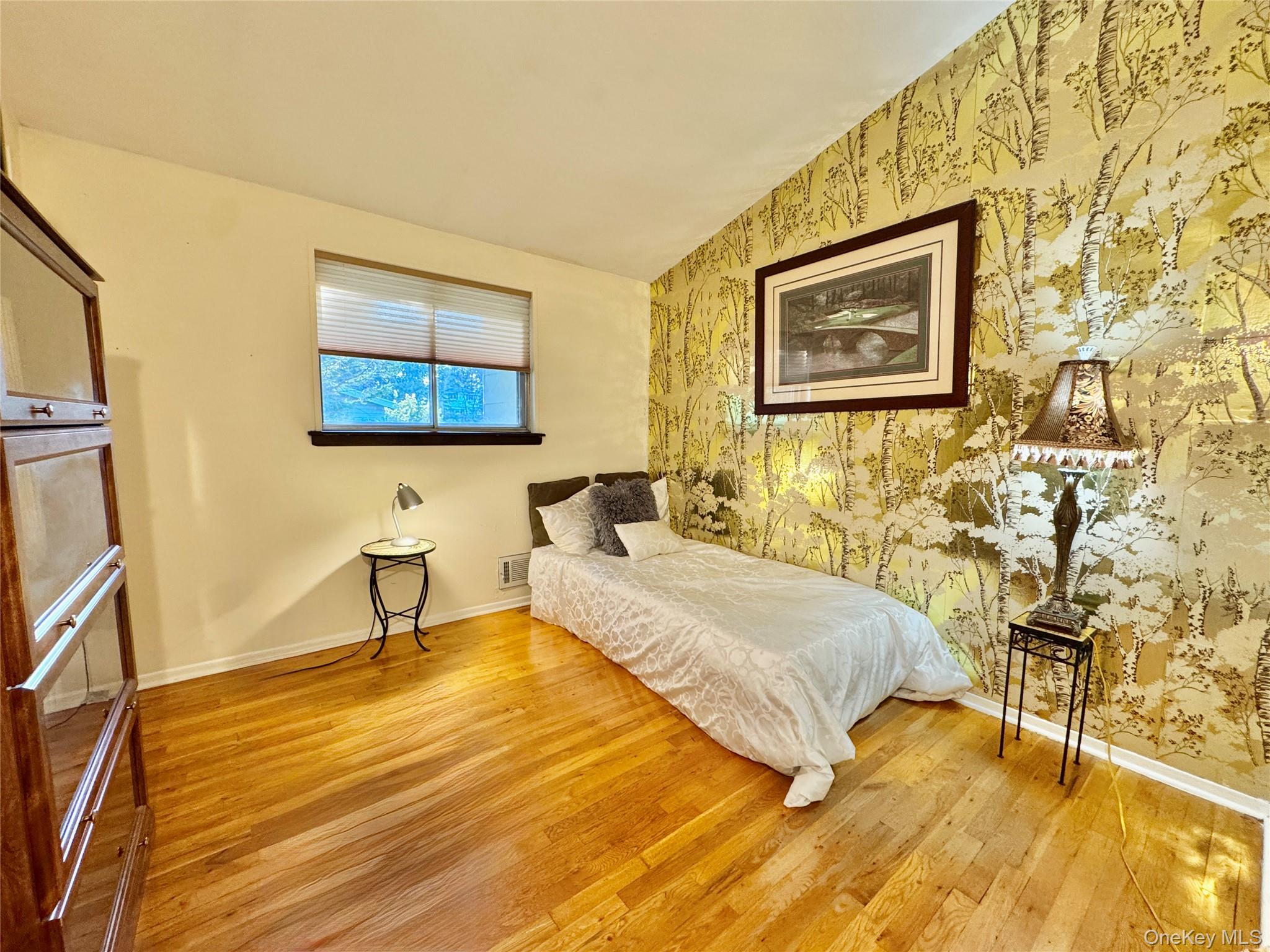 21 Fuller Street, Dix Hills, NY 11746