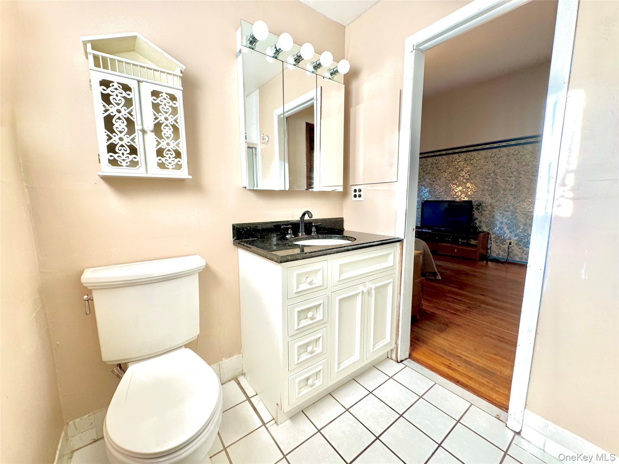 21 Fuller Street, Dix Hills, NY 11746